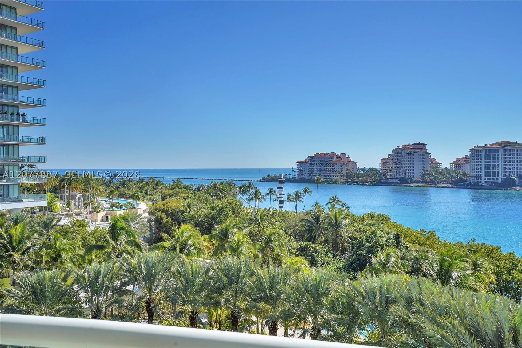1000 S Pointe Dr #604 Miami Beach, FL 33139