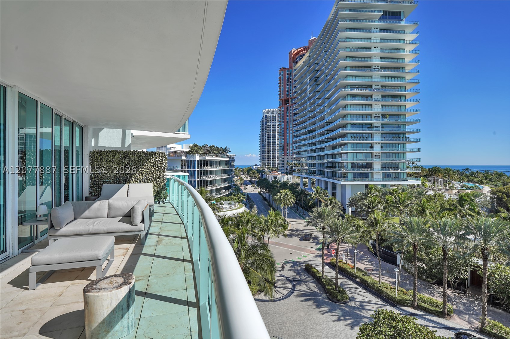 1000 S Pointe Dr #604 Miami Beach, FL 33139
