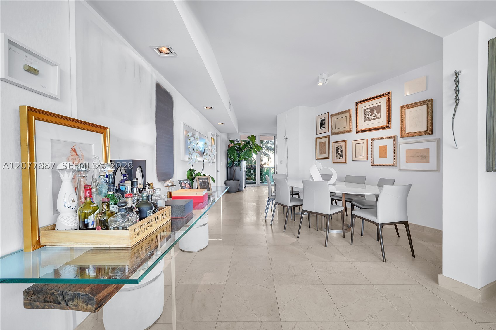1000 S Pointe Dr #604 Miami Beach, FL 33139