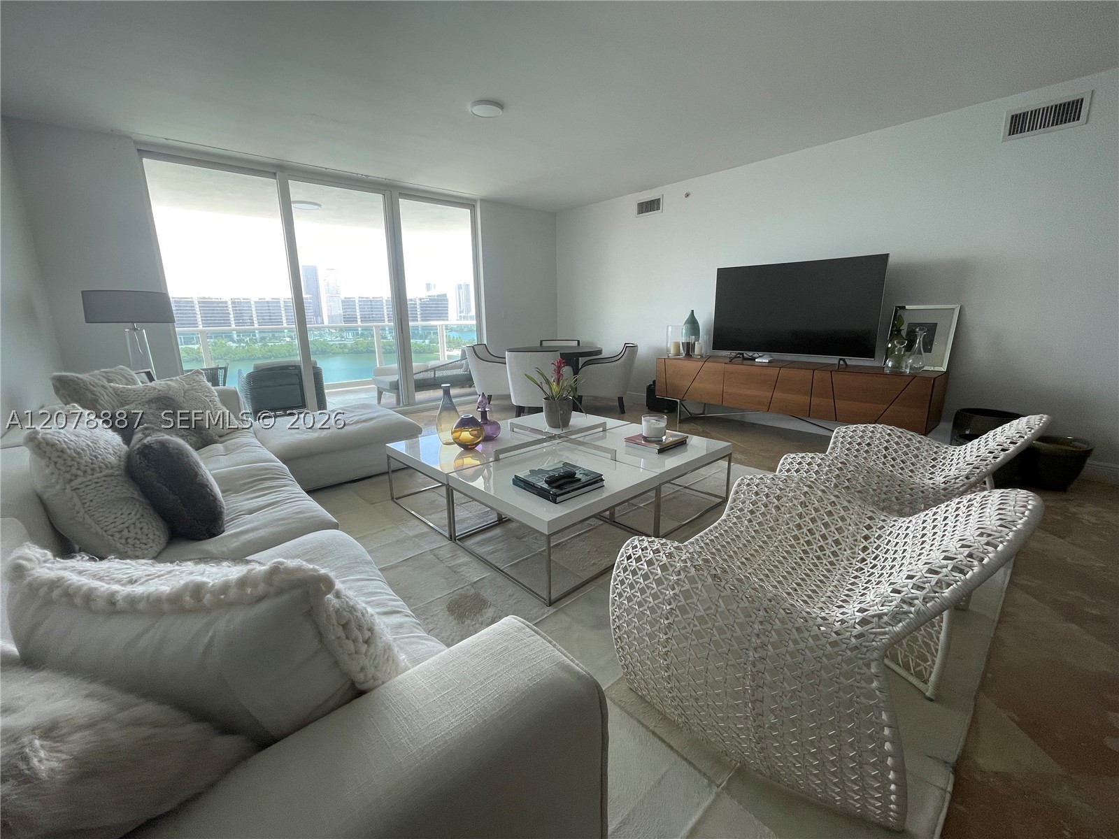 3301 NE 183rd St #1105 Aventura, FL 33160