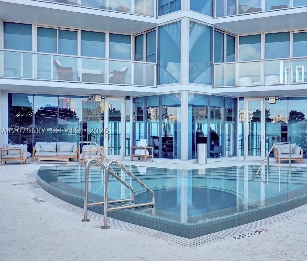 image Jade Beach40