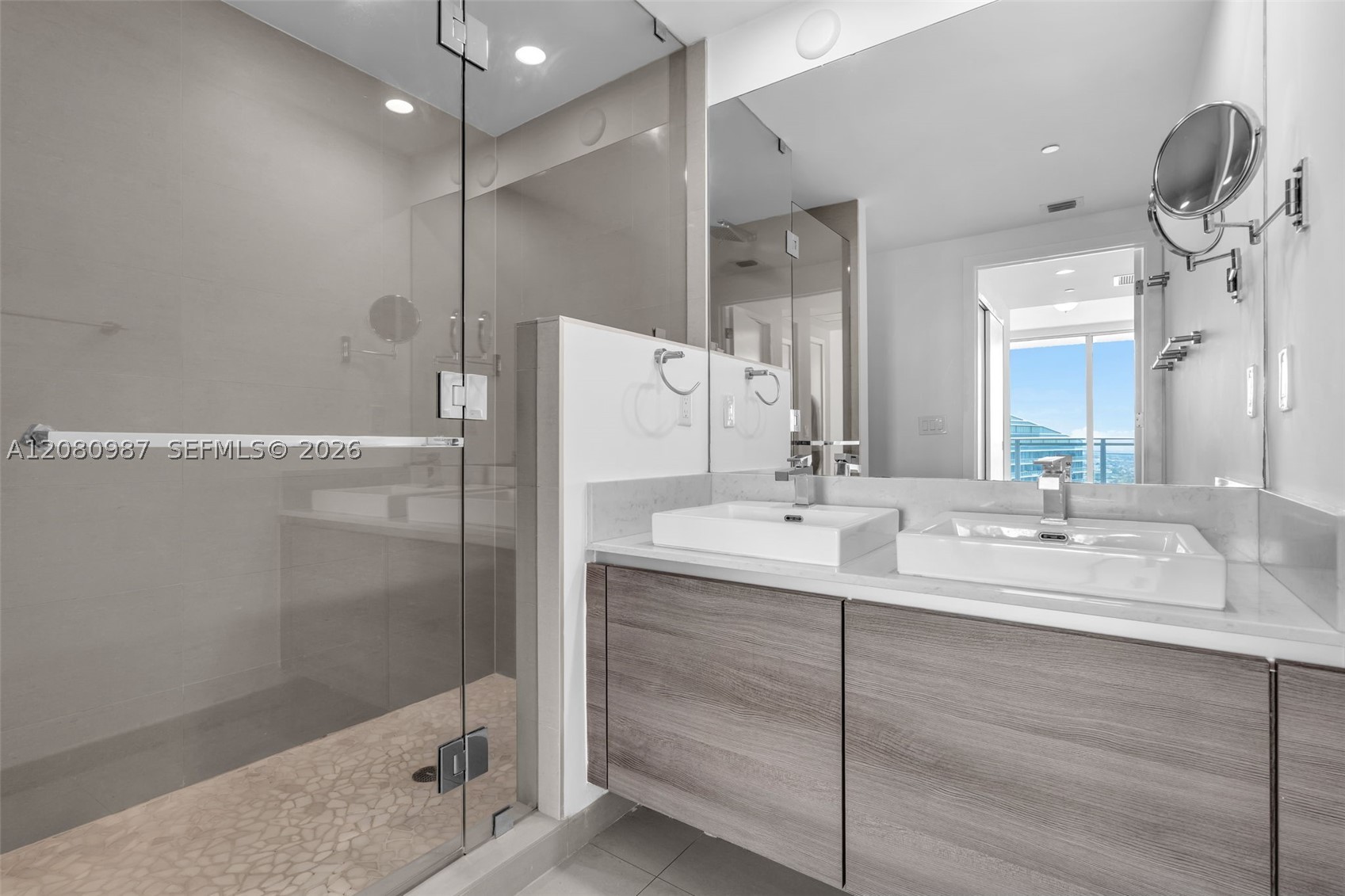 image The Bond on Brickell13