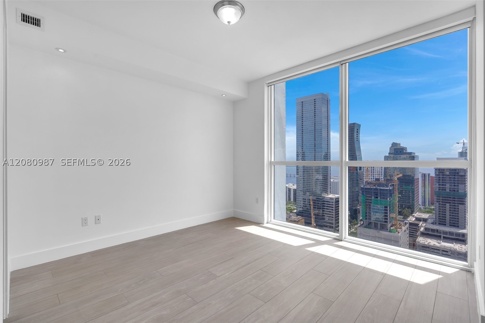 image The Bond on Brickell14