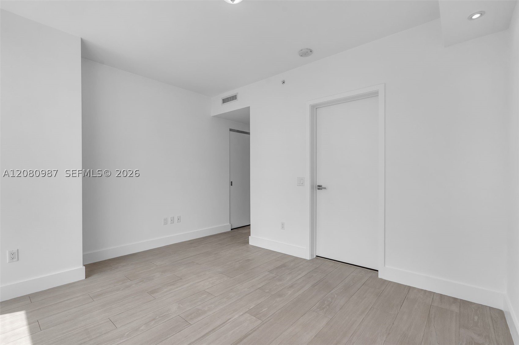 image The Bond on Brickell15