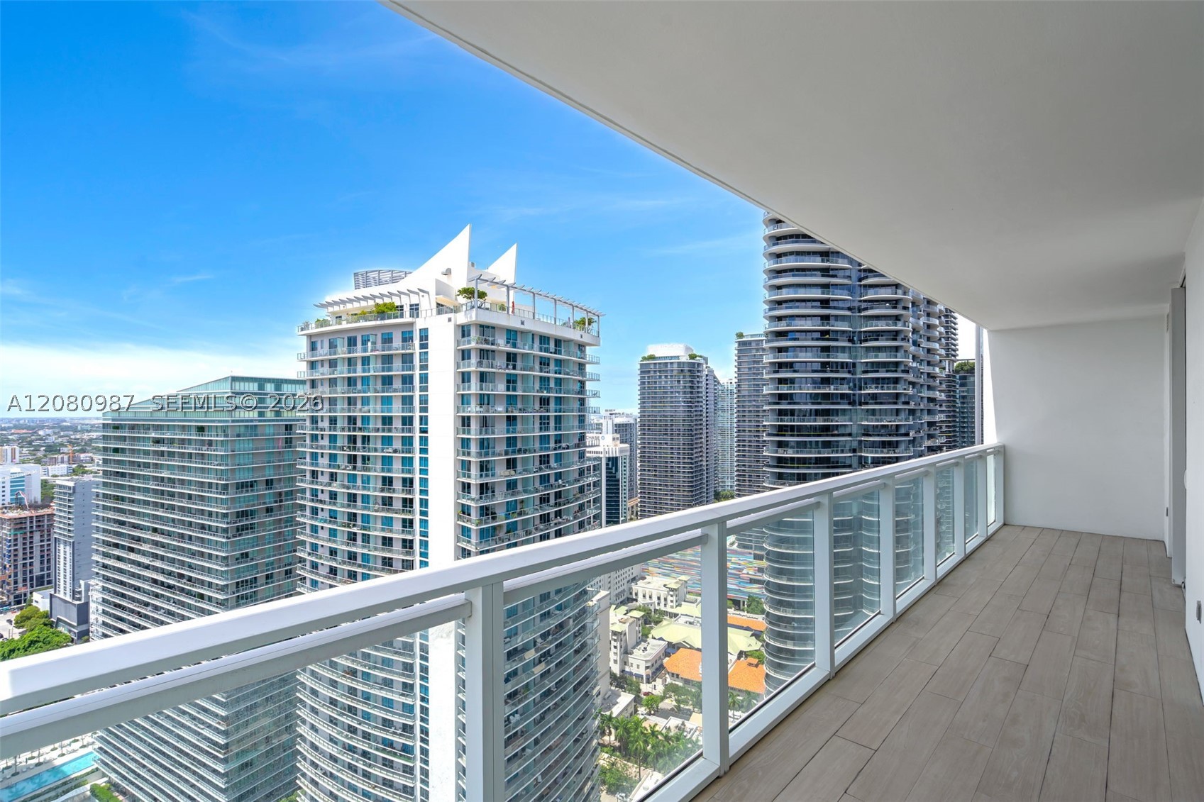 image The Bond on Brickell18