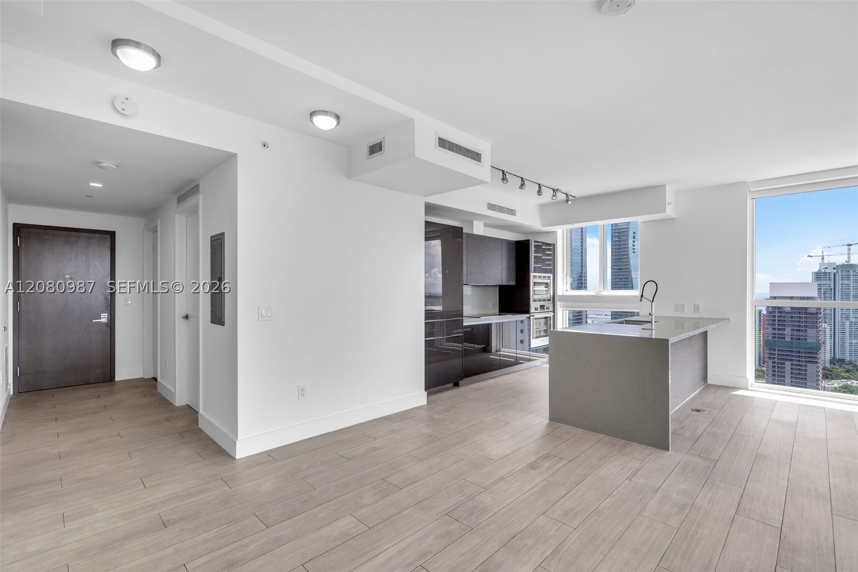 image The Bond on Brickell3