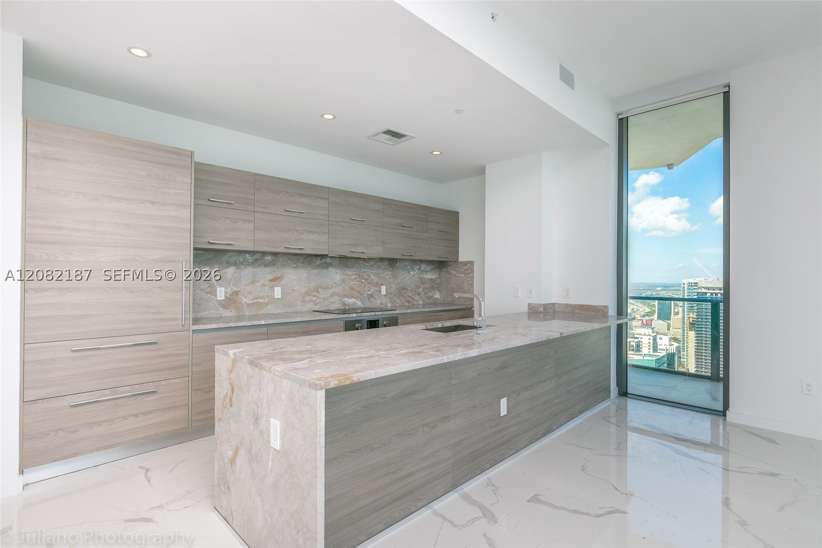 image Dua Miami4