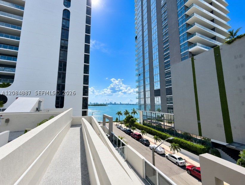 image 23 Biscayne Bay12