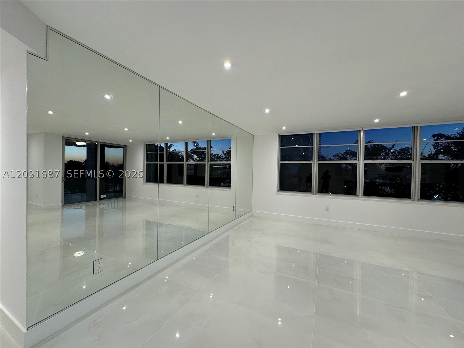 Undisclosed Address Miami Beach, FL 33140