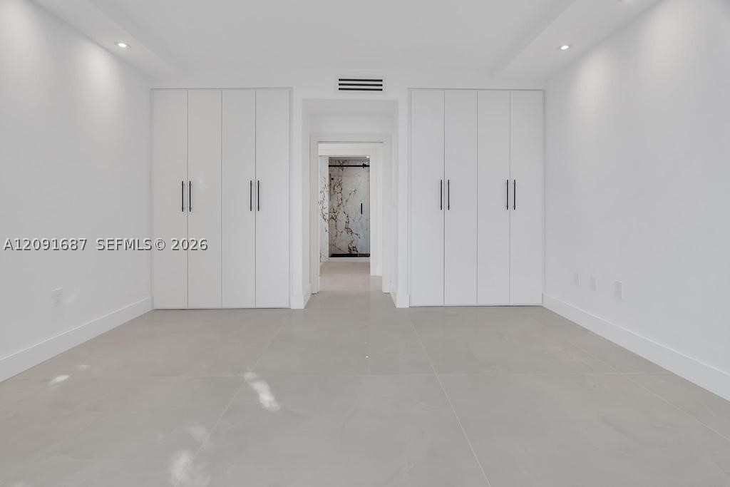 Undisclosed Address Miami Beach, FL 33140