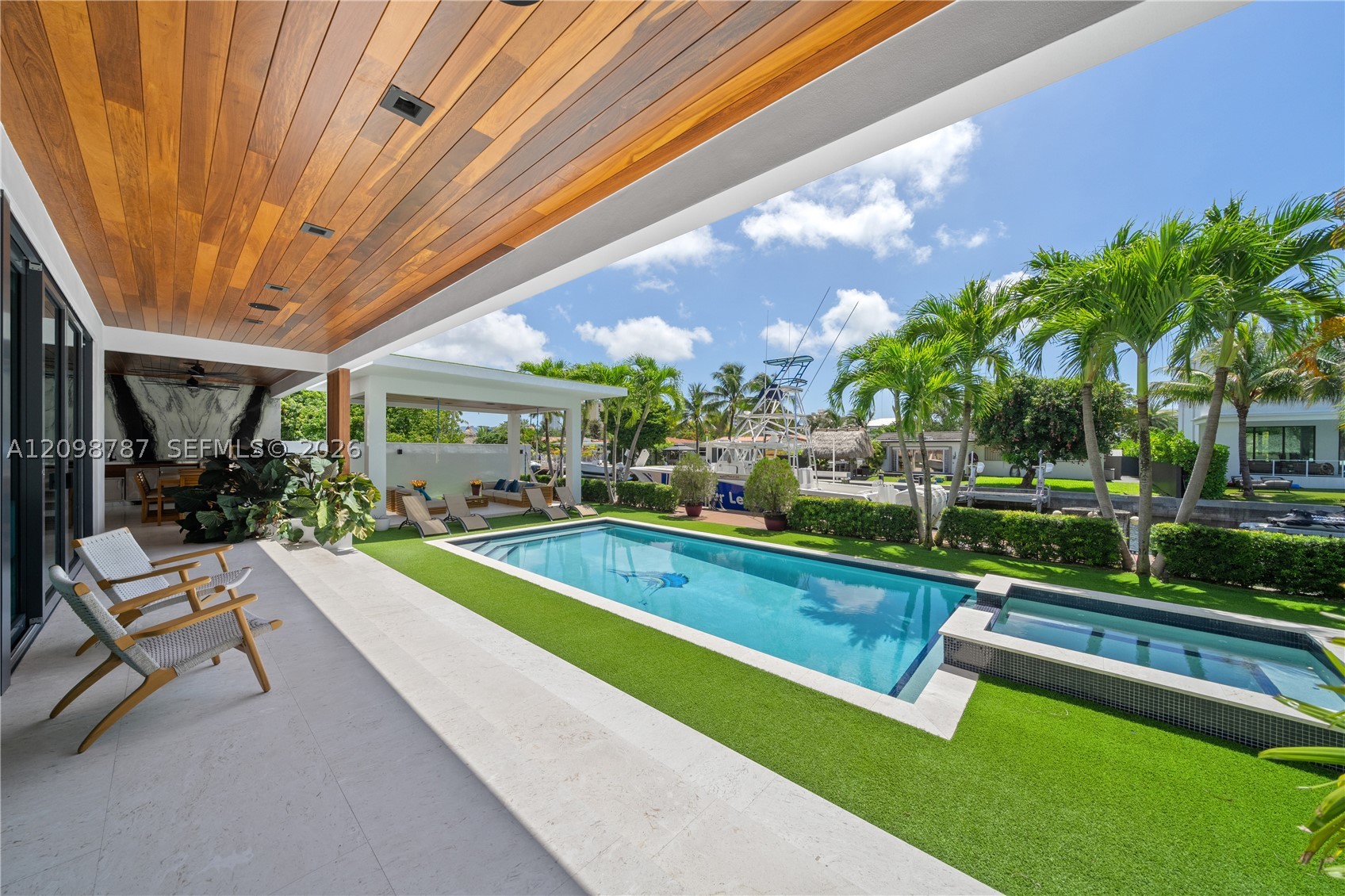 13145 Coronado Dr North Miami, FL 33181