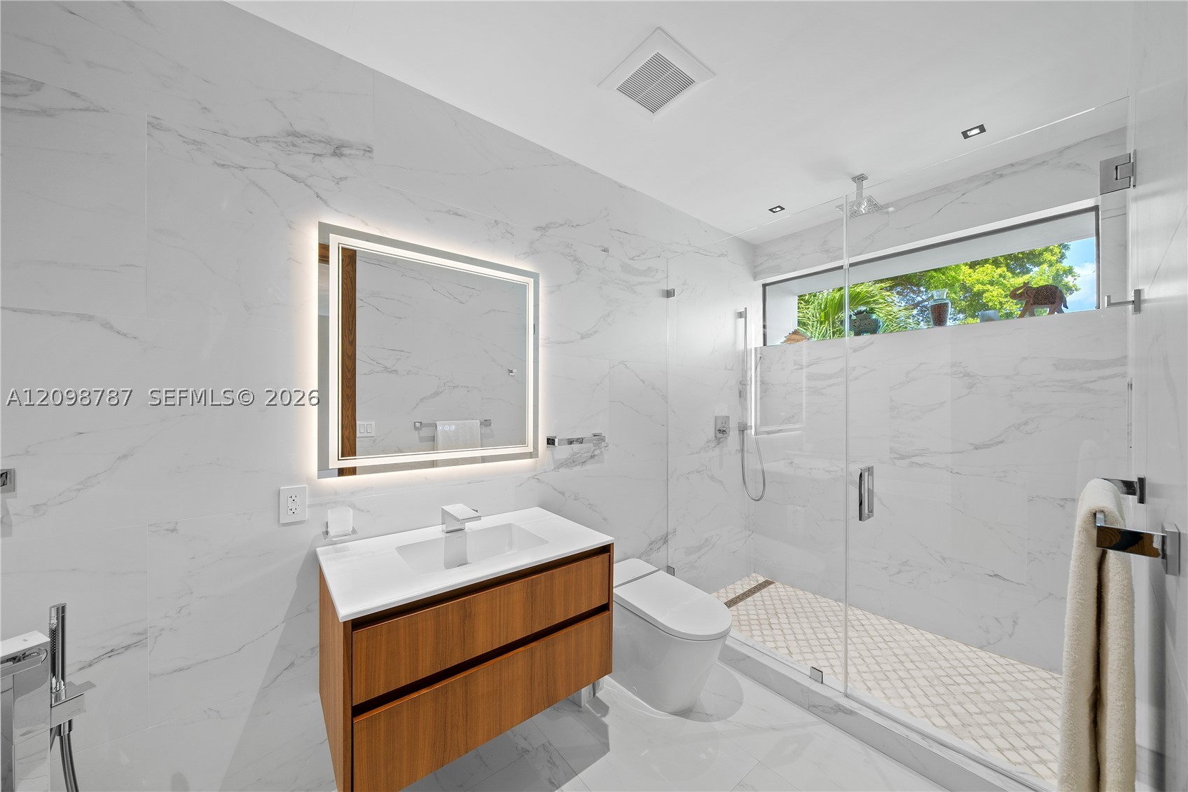 13145 Coronado Dr North Miami, FL 33181
