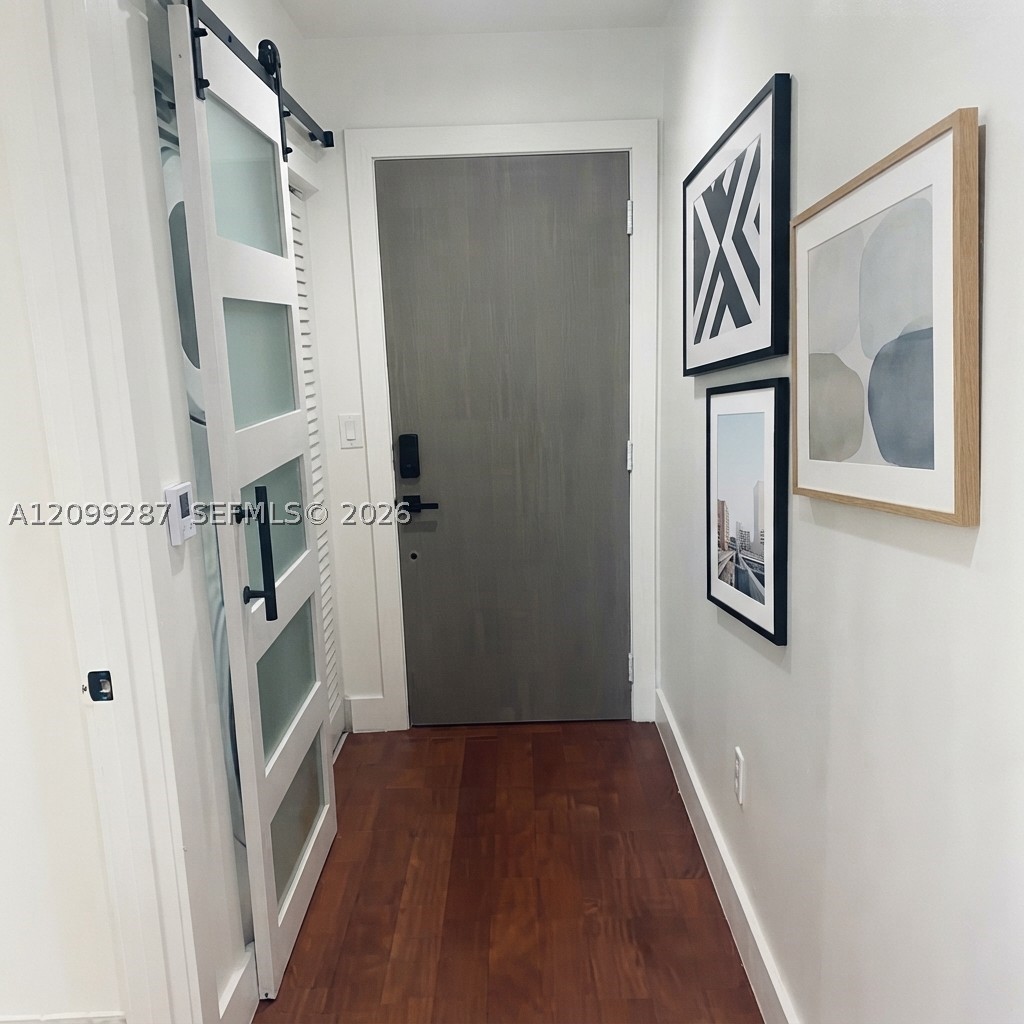 image Loft Downtown I13