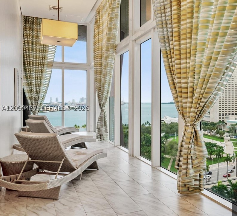 image 50 Biscayne19