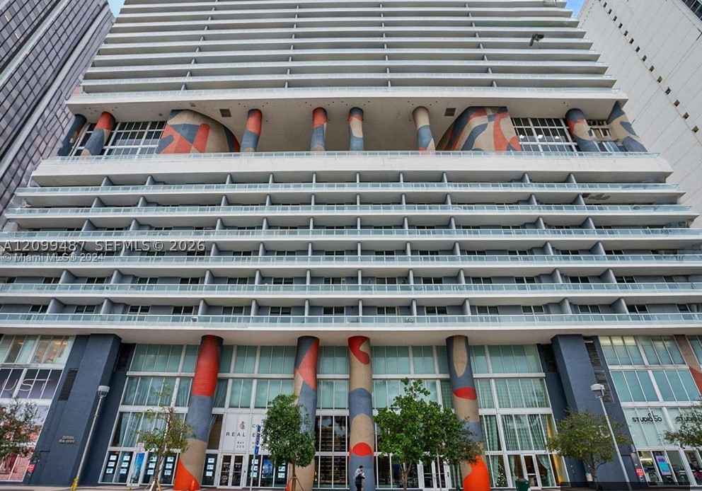 image 50 Biscayne21
