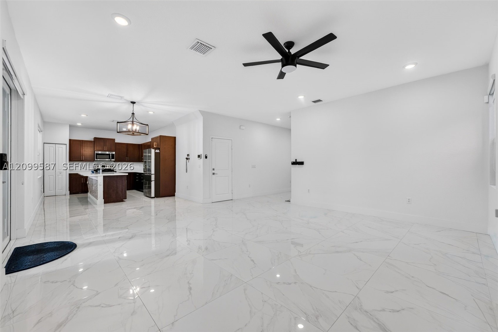 19815 SW 132nd Ct Miami, FL 33177