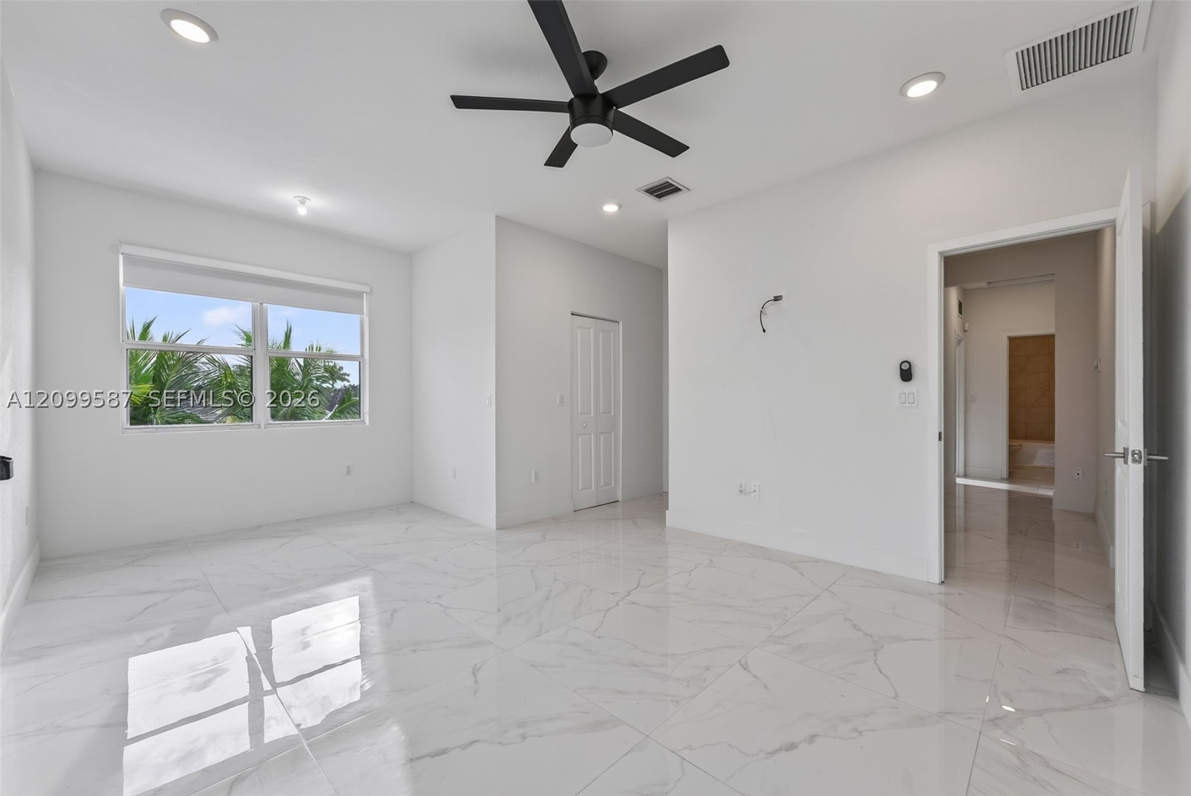 19815 SW 132nd Ct Miami, FL 33177