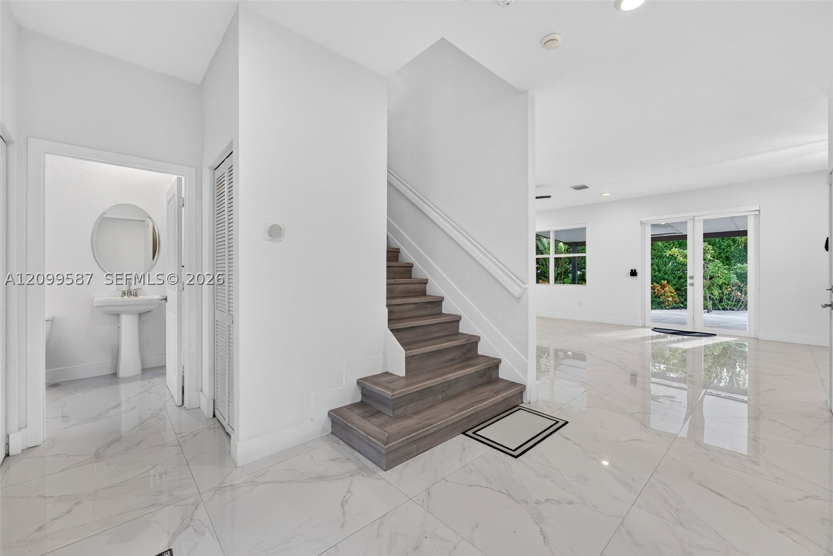 19815 SW 132nd Ct Miami, FL 33177