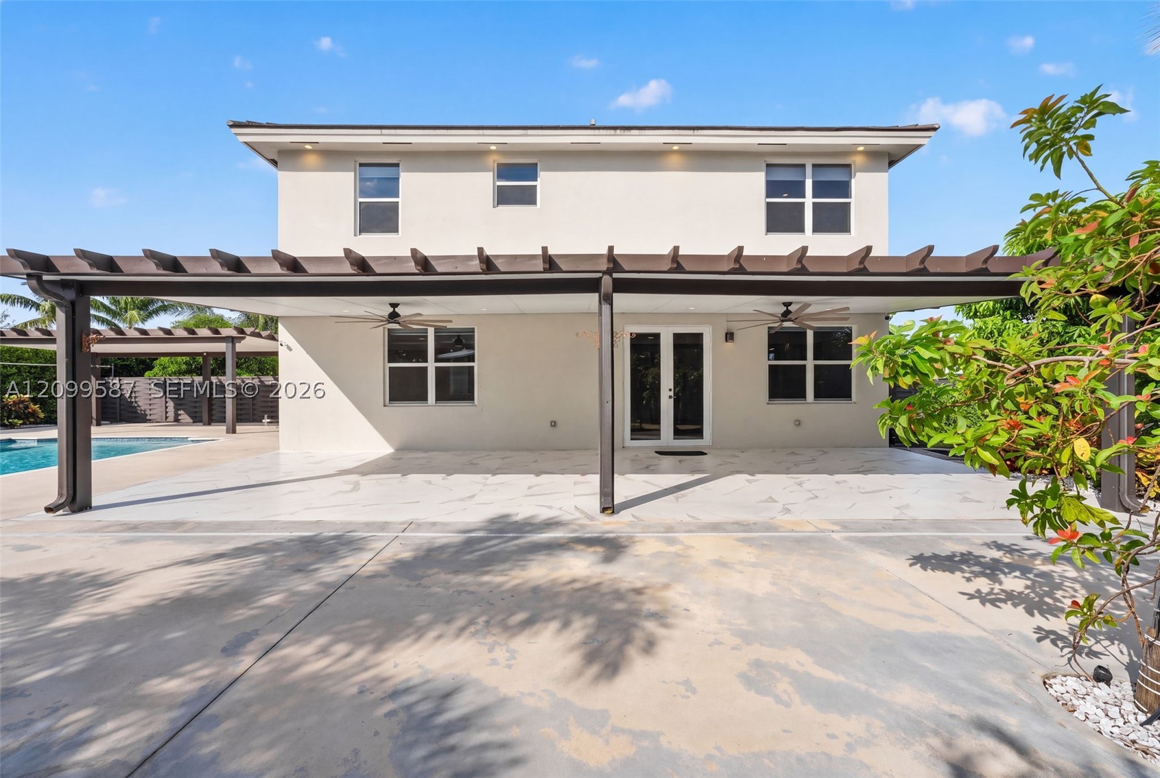 19815 SW 132nd Ct Miami, FL 33177