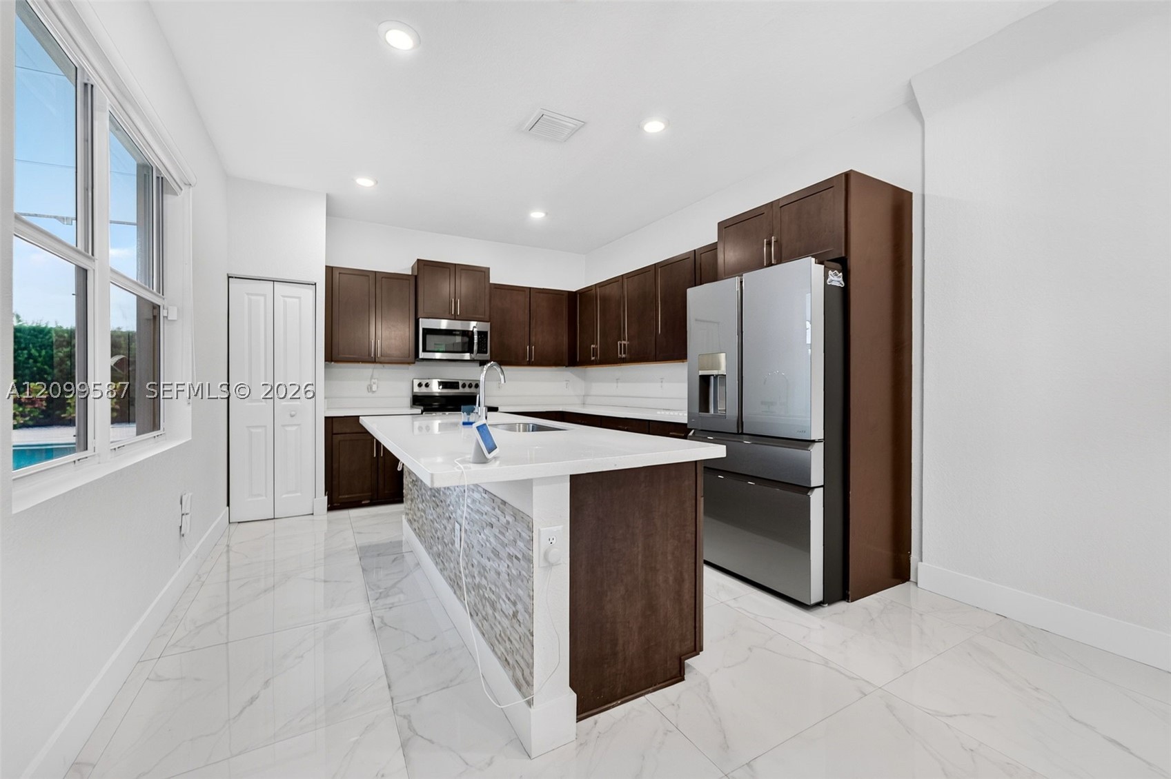 19815 SW 132nd Ct Miami, FL 33177