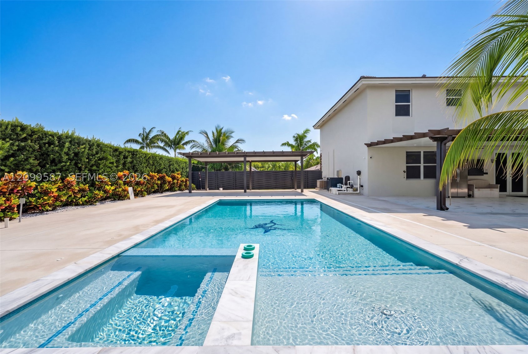 19815 SW 132nd Ct Miami, FL 33177