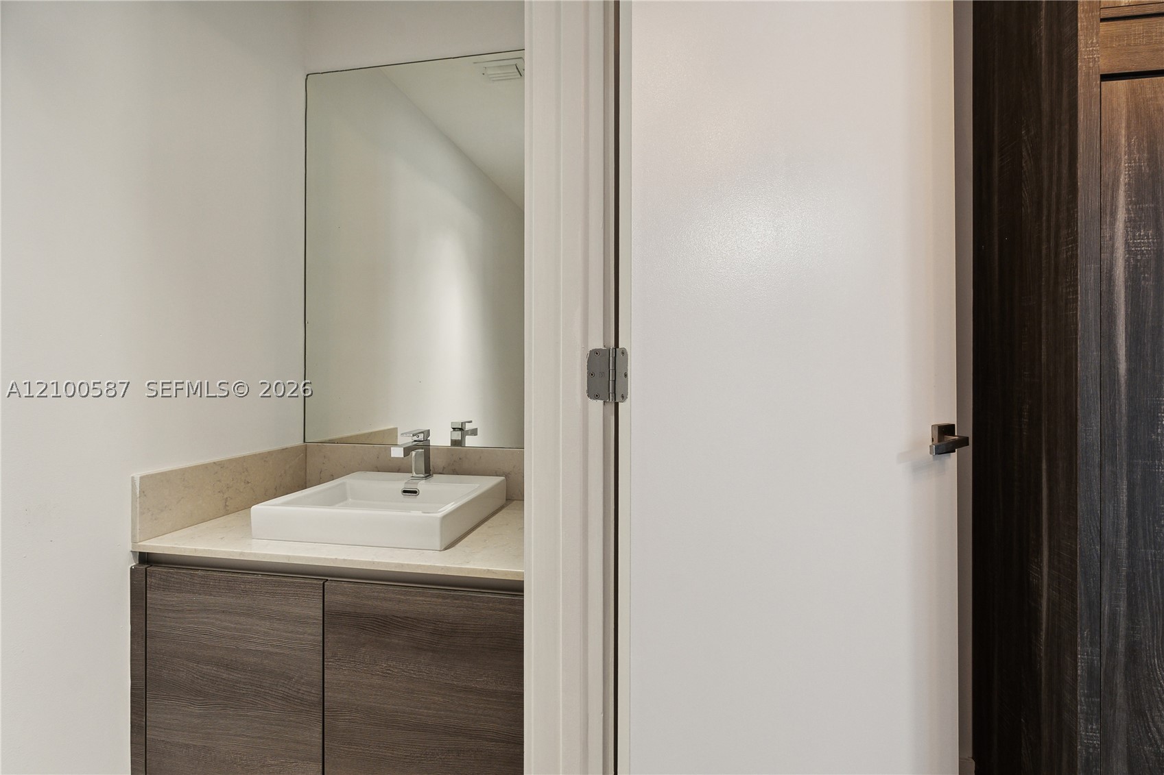 image The Bond on Brickell12