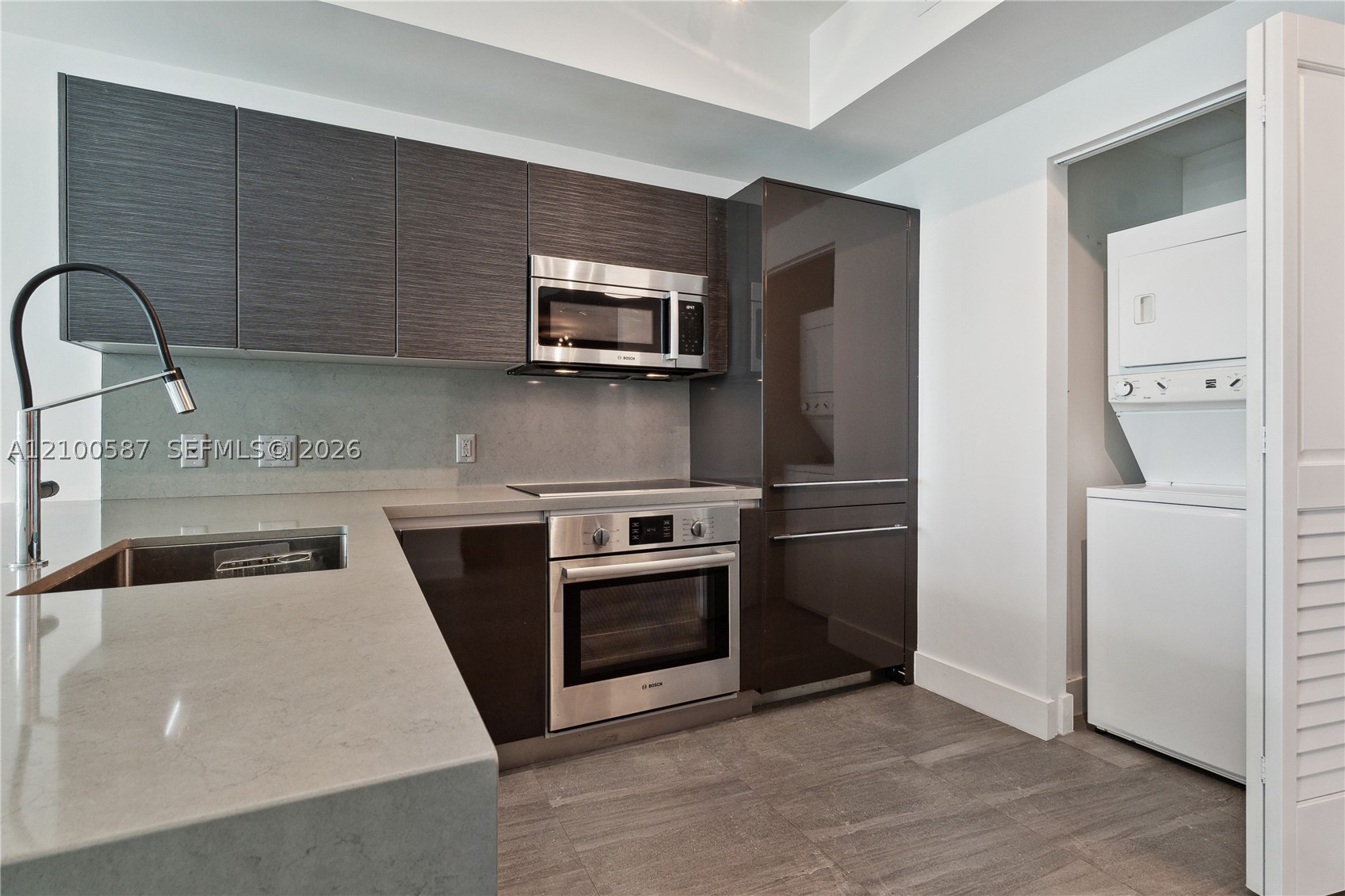 image The Bond on Brickell1