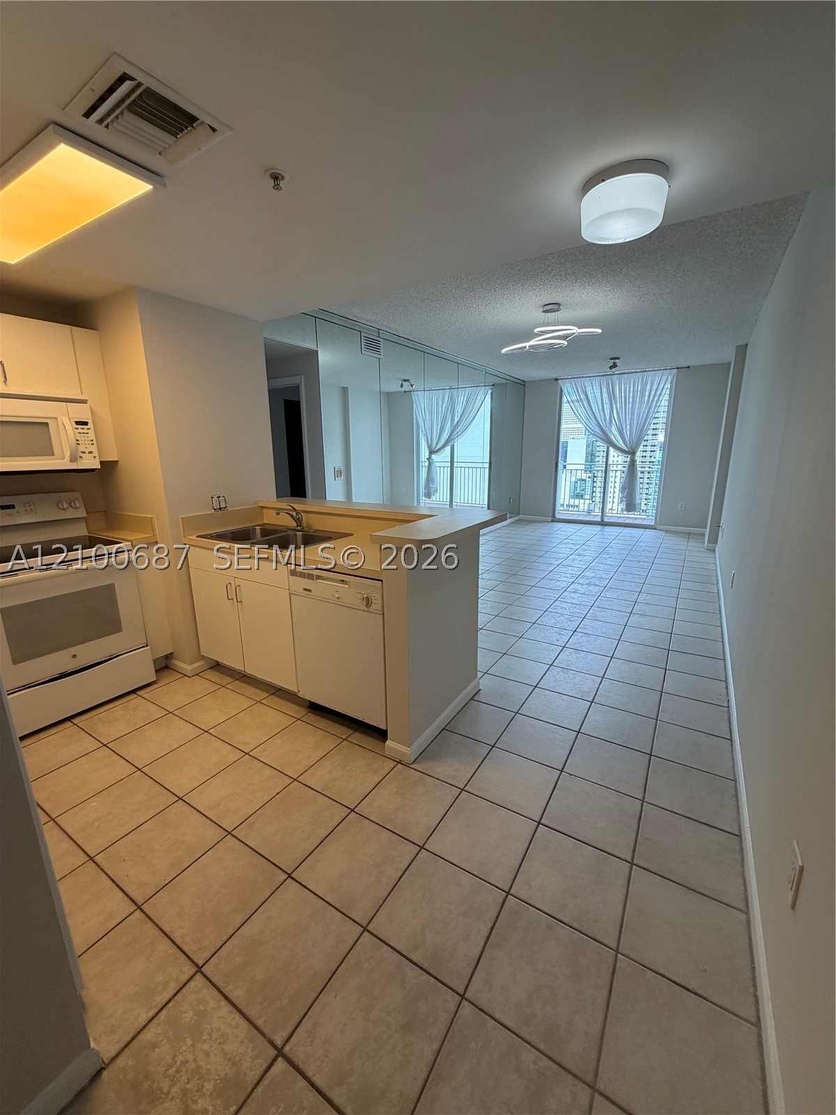 185 SE 14th Ter #2512