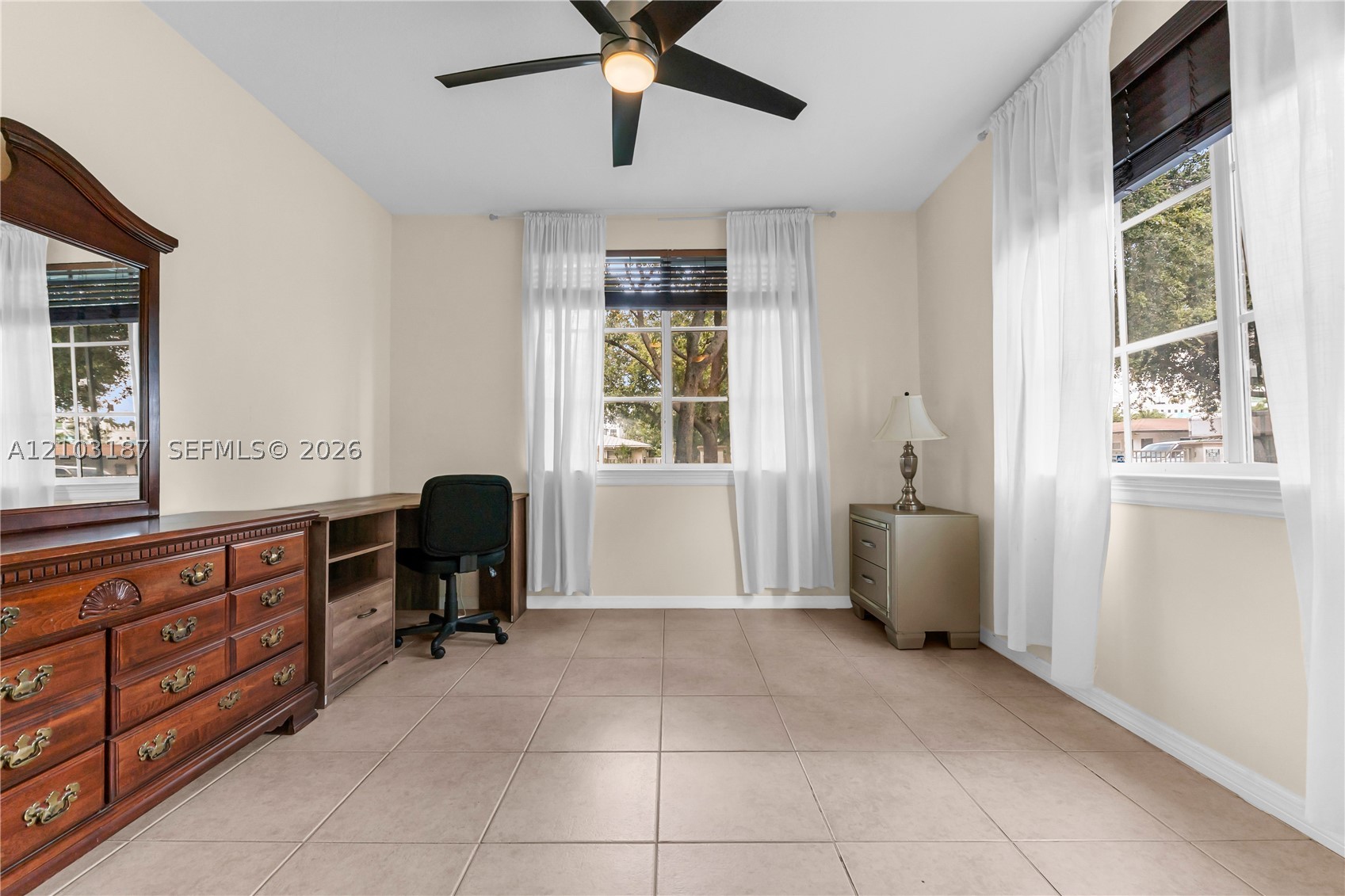 6841 SW 44th St #111 Miami, FL 33155