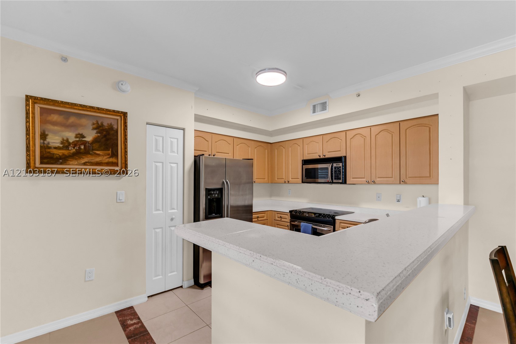 6841 SW 44th St #111 Miami, FL 33155