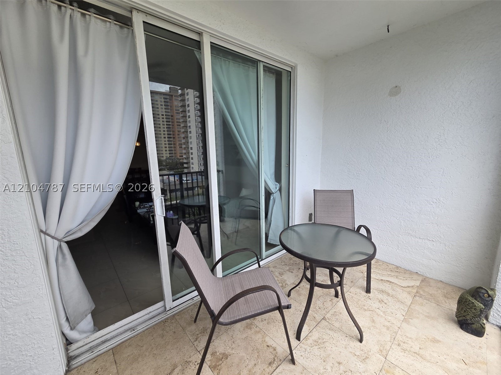 image Porto Bellagio Condo13