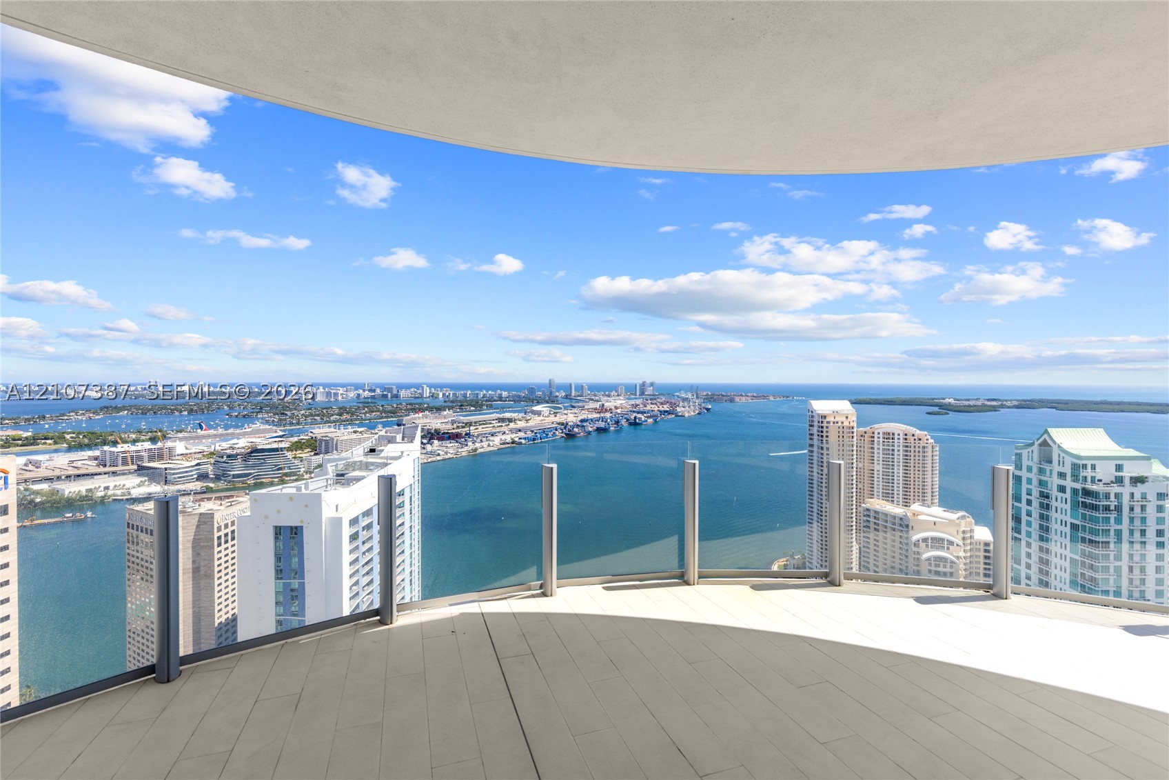 300 Biscayne Blvd Way #4901E Miami, FL 33131