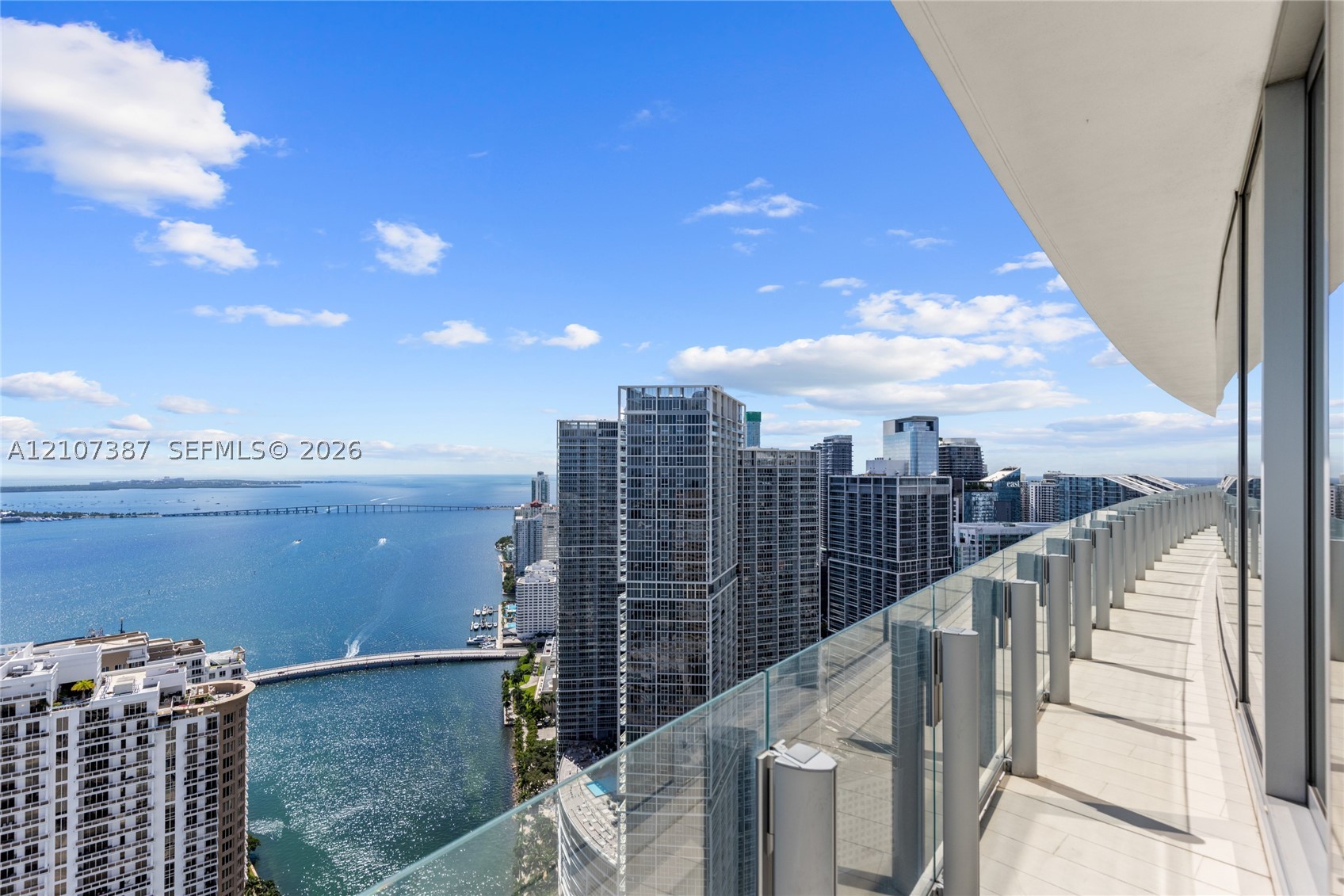 300 Biscayne Blvd Way #4901E Miami, FL 33131