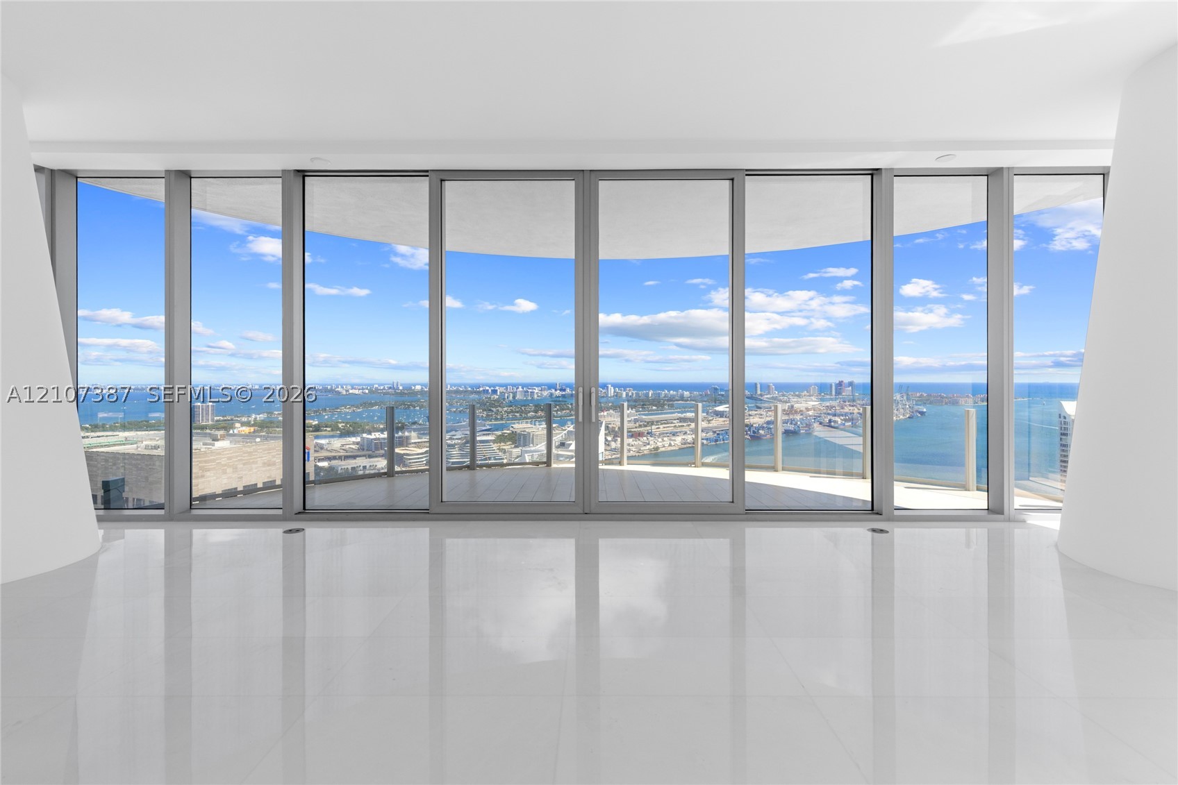 300 Biscayne Blvd Way #4901E Miami, FL 33131