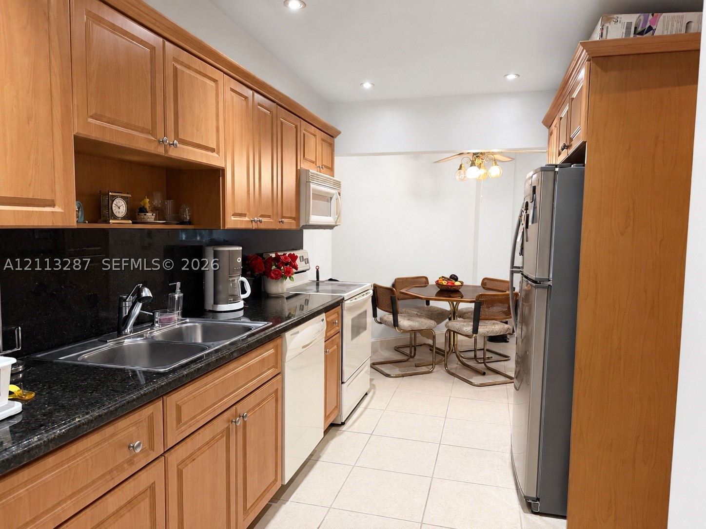 7135 Collins Ave #331