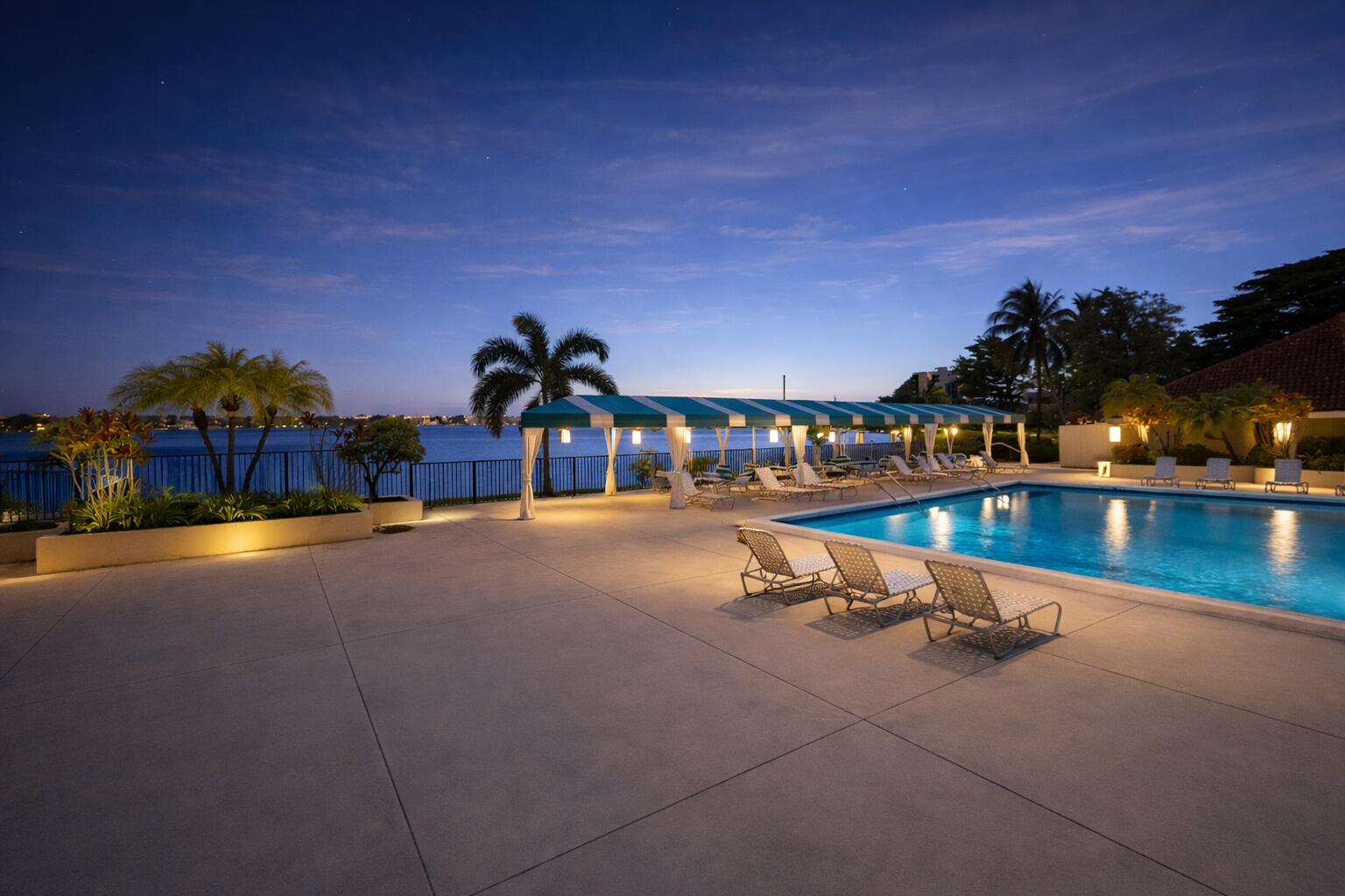 110 Lake Emerald #103