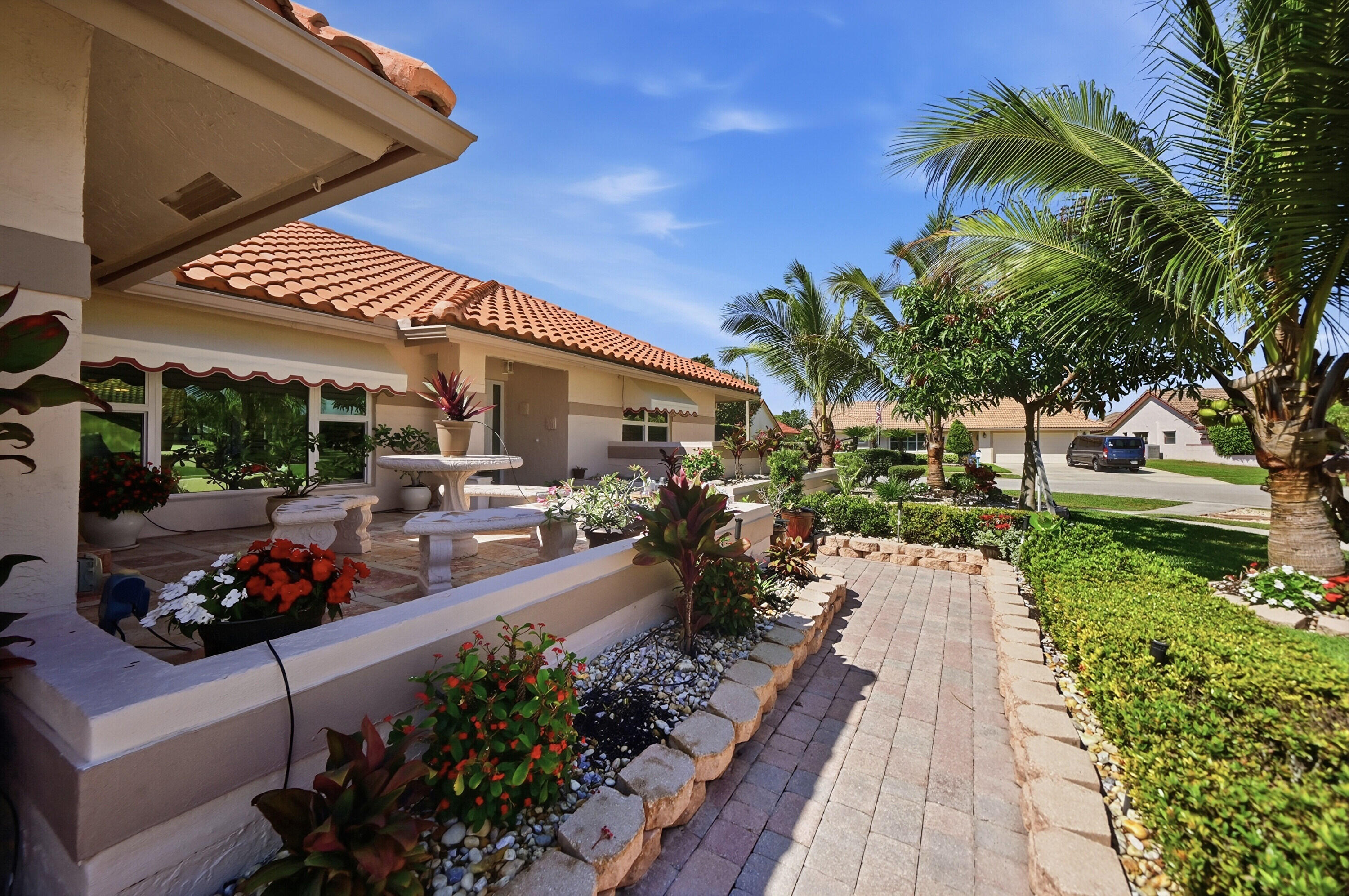 5884 Laurel Grn Boynton Beach, FL 33437