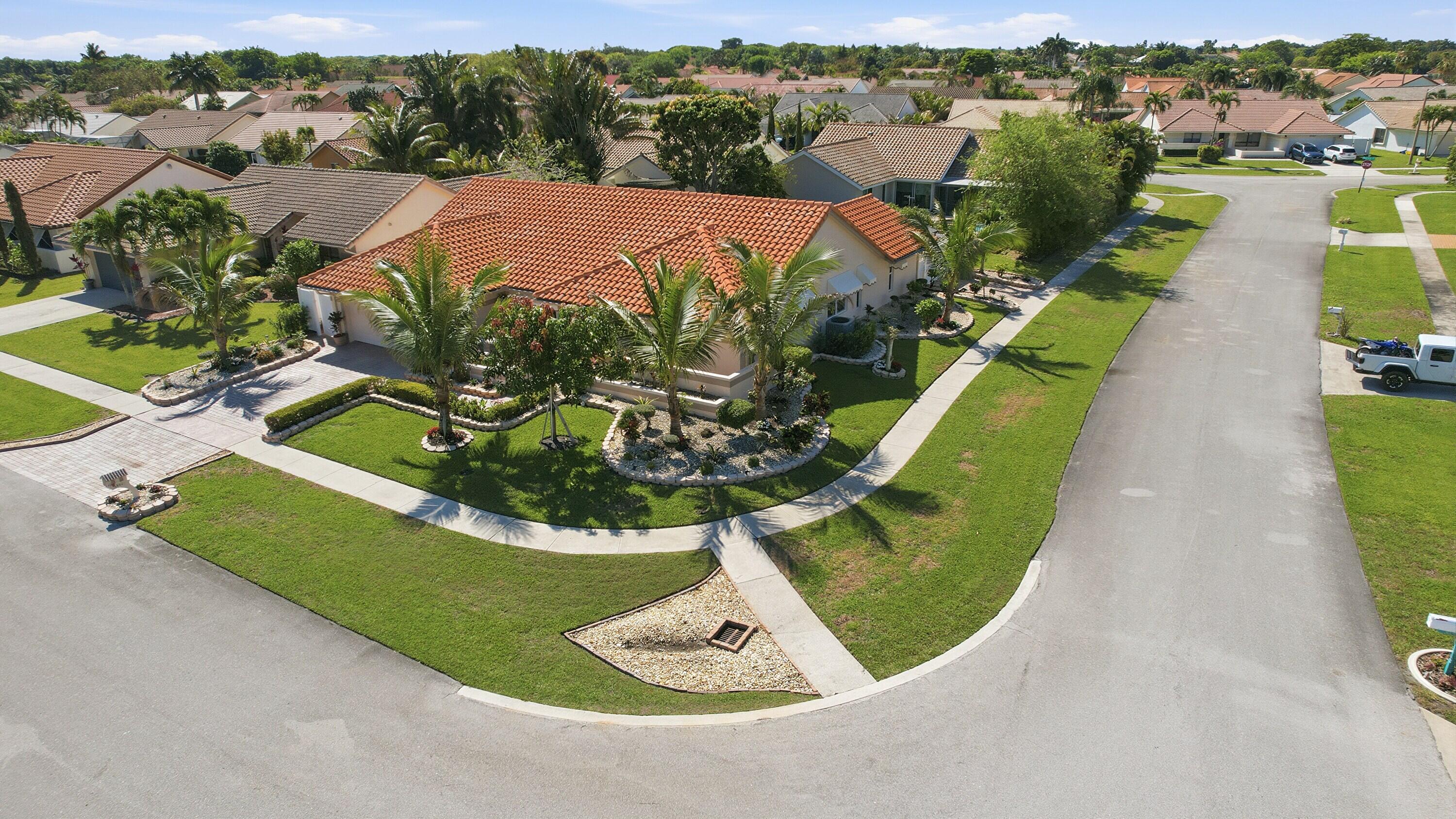 5884 Laurel Grn Boynton Beach, FL 33437