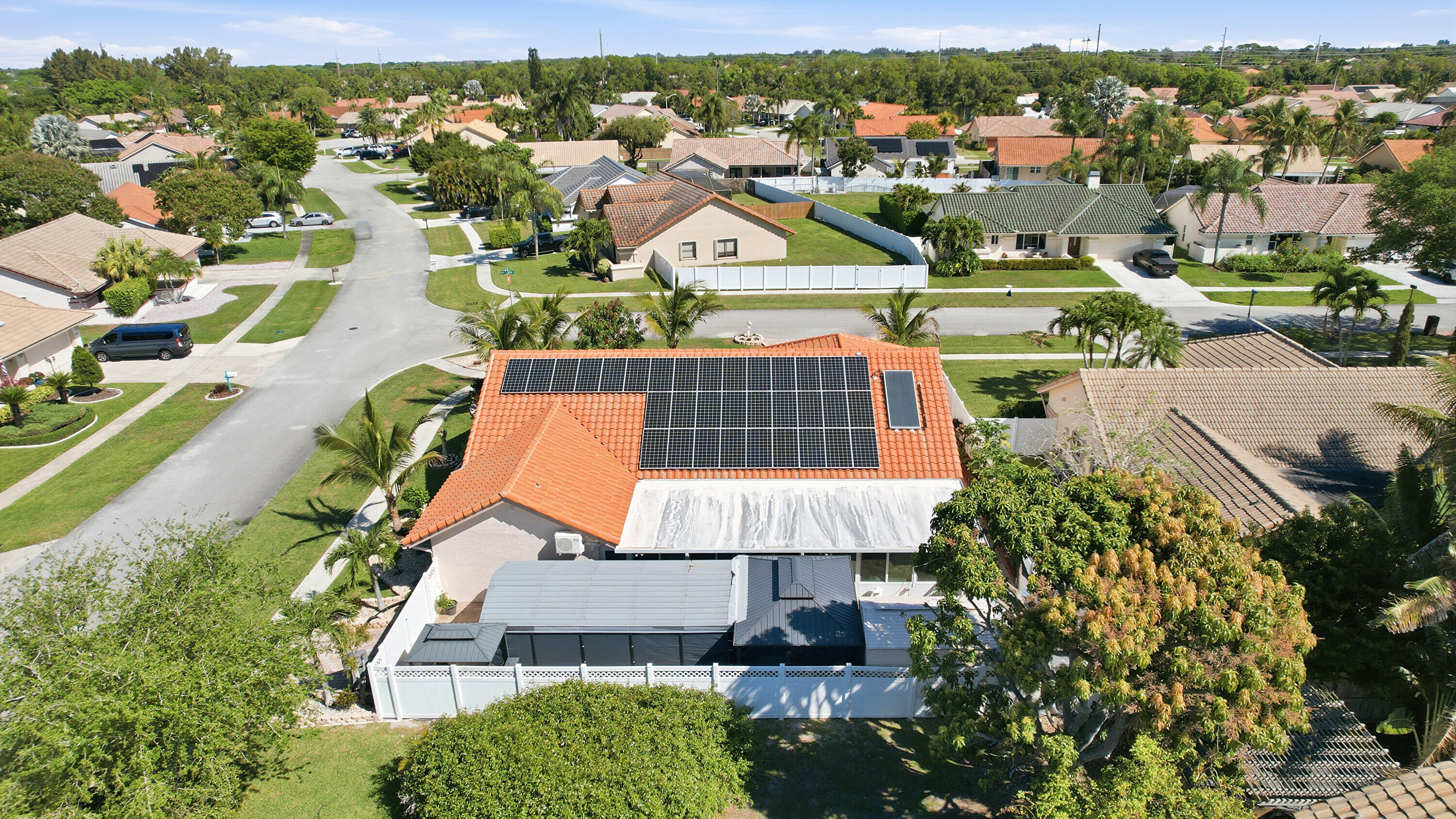 5884 Laurel Grn Boynton Beach, FL 33437