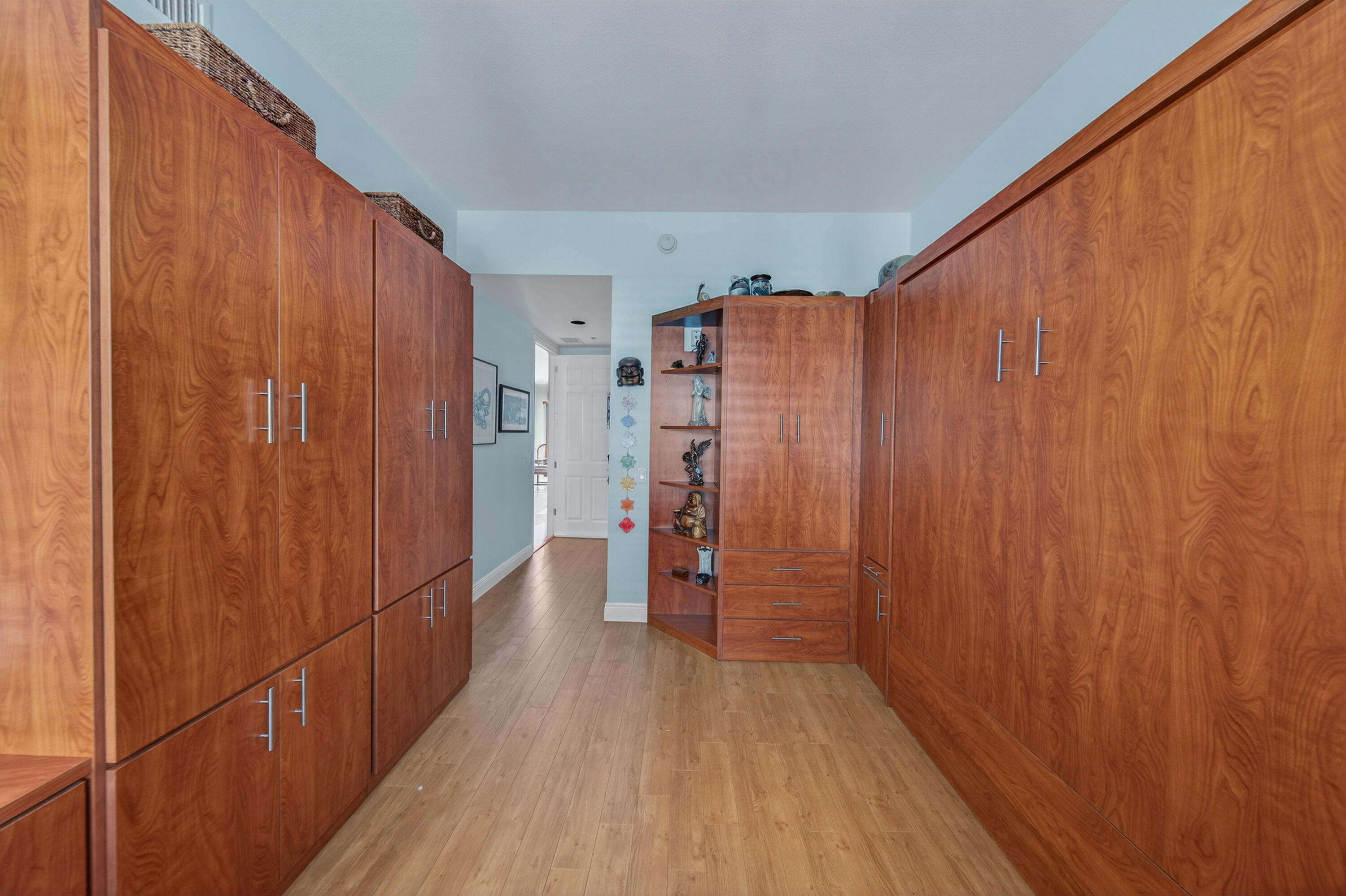 2631 NE 14th #406 Wilton Manors, FL 33334