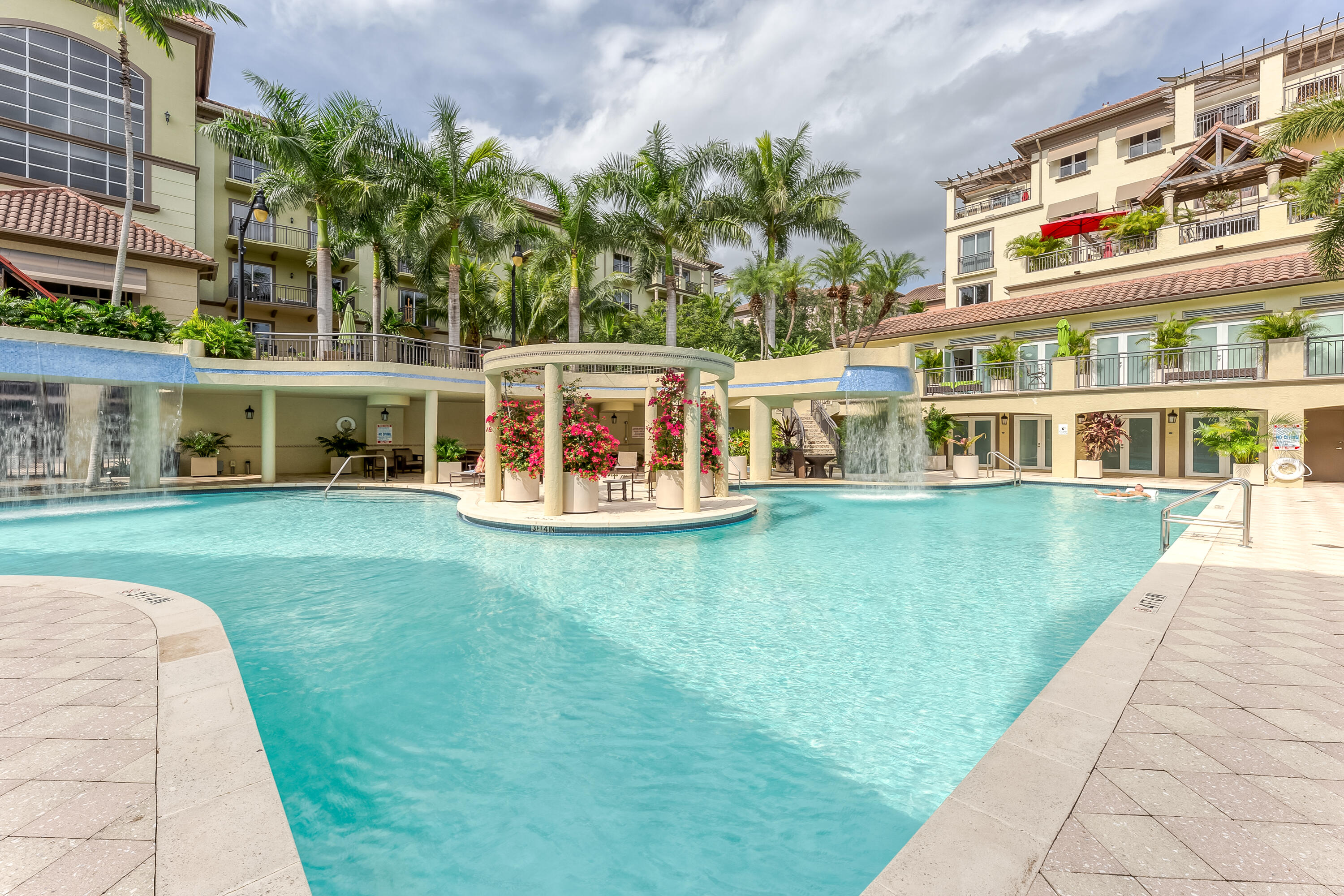 2631 NE 14th #406 Wilton Manors, FL 33334