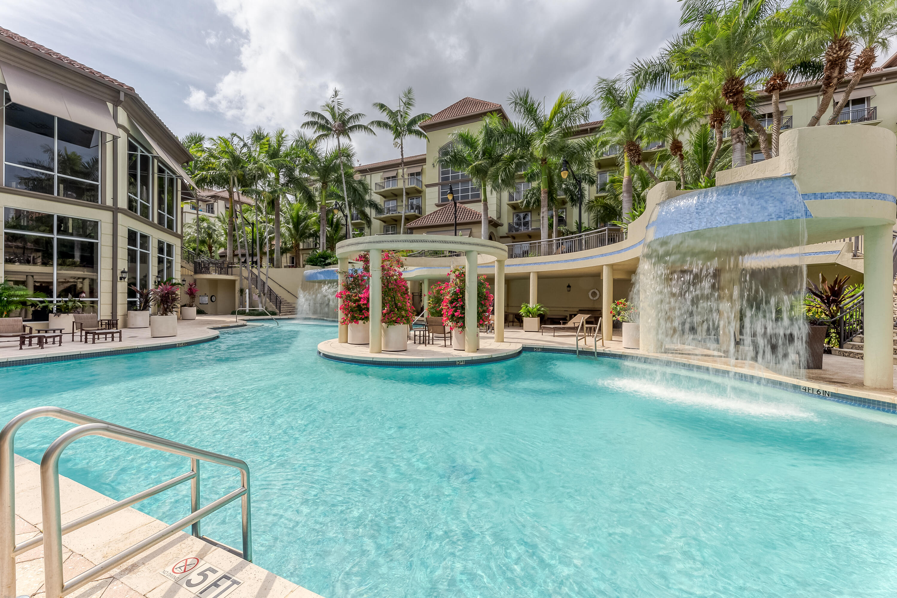 2631 NE 14th #406 Wilton Manors, FL 33334