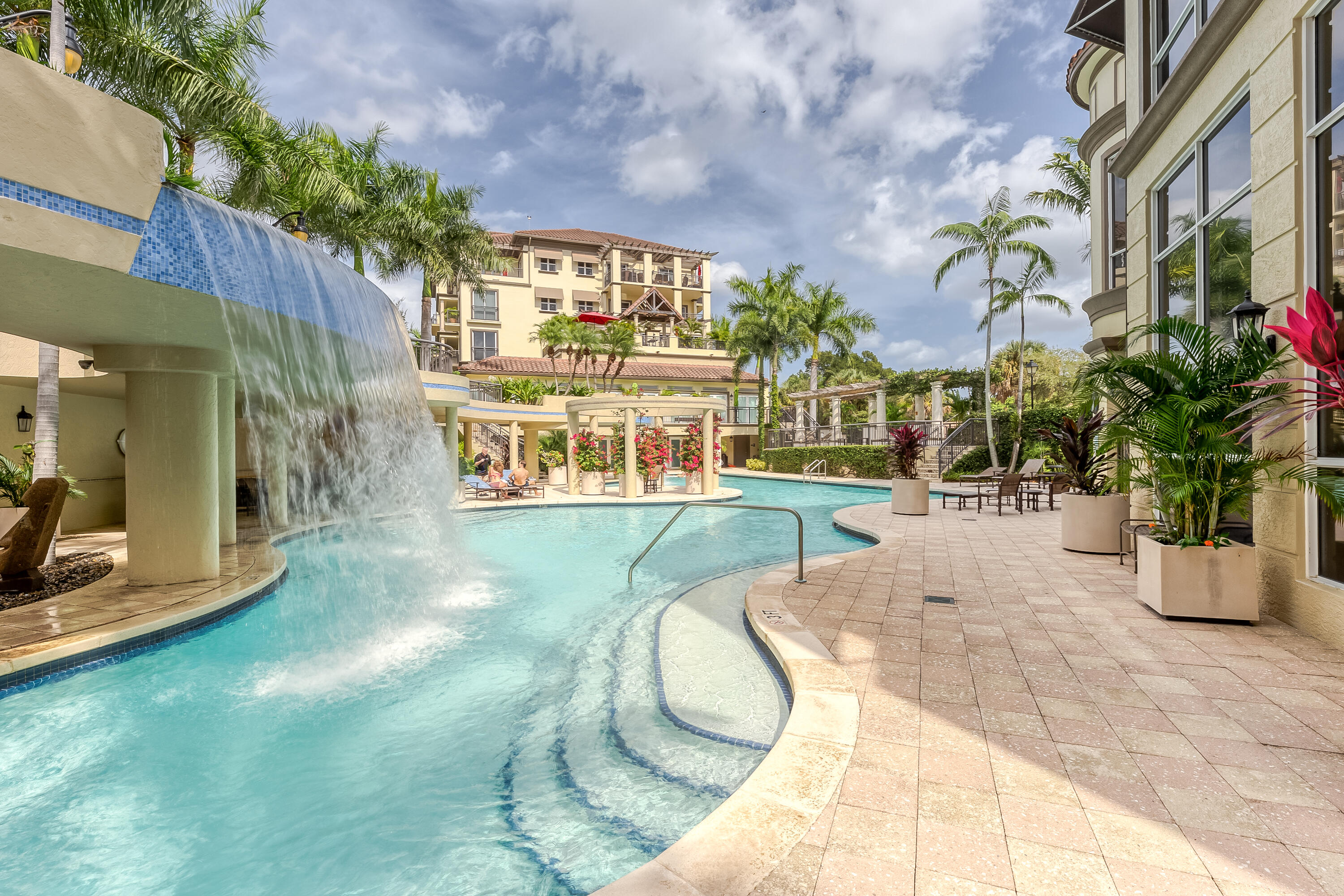 2631 NE 14th #406 Wilton Manors, FL 33334