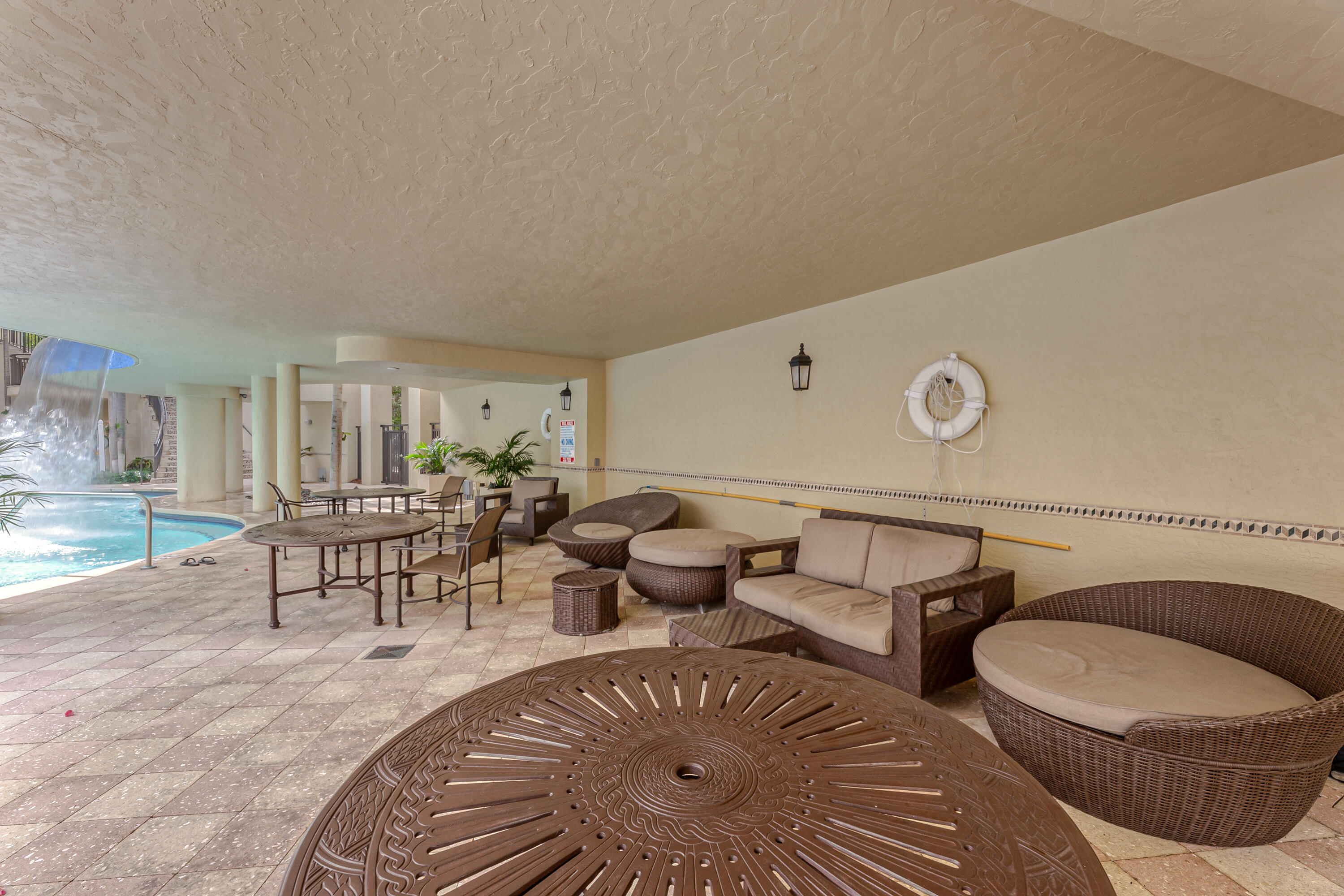 2631 NE 14th #406 Wilton Manors, FL 33334