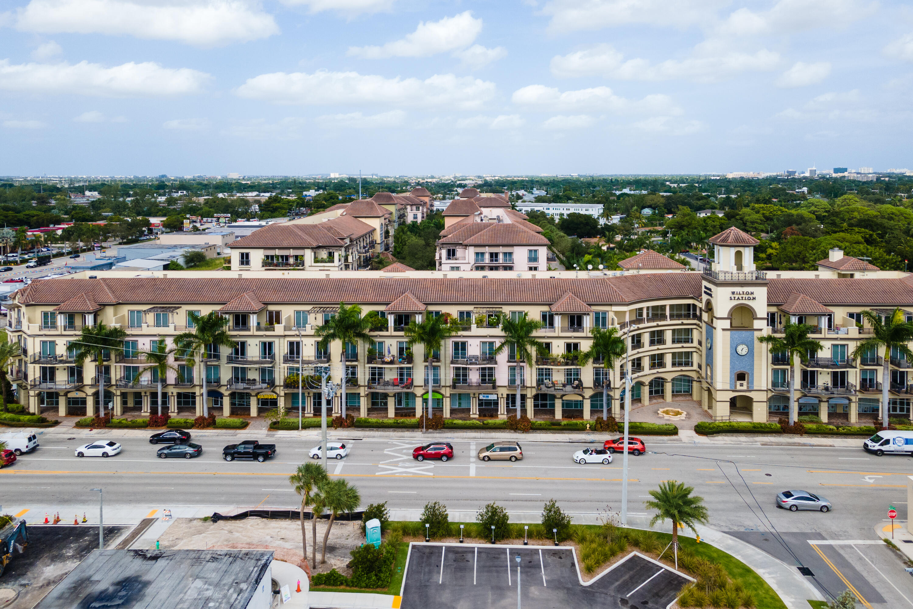 2631 NE 14th #406 Wilton Manors, FL 33334