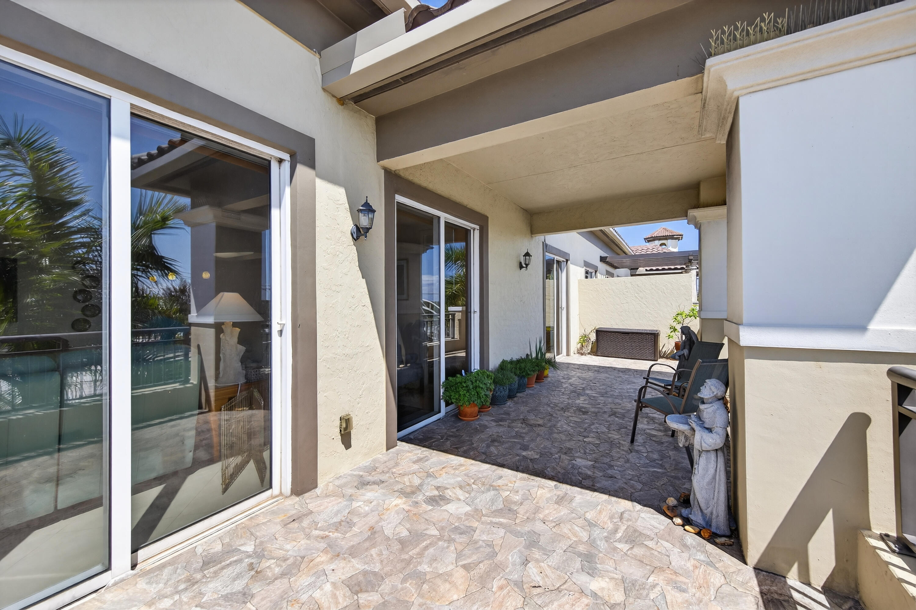 2631 NE 14th #406 Wilton Manors, FL 33334