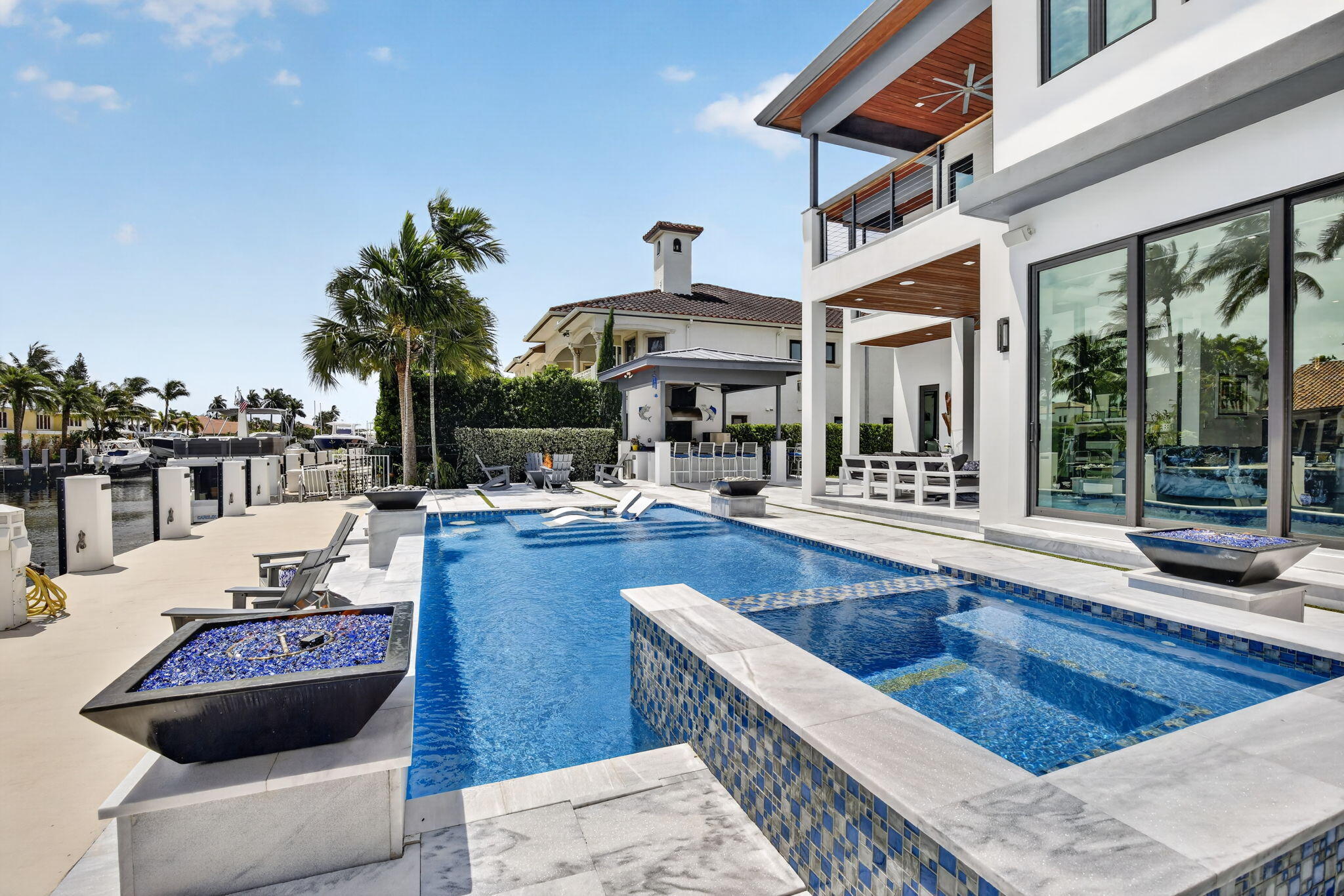 334 Isle Of Capri Fort Lauderdale, FL 33301