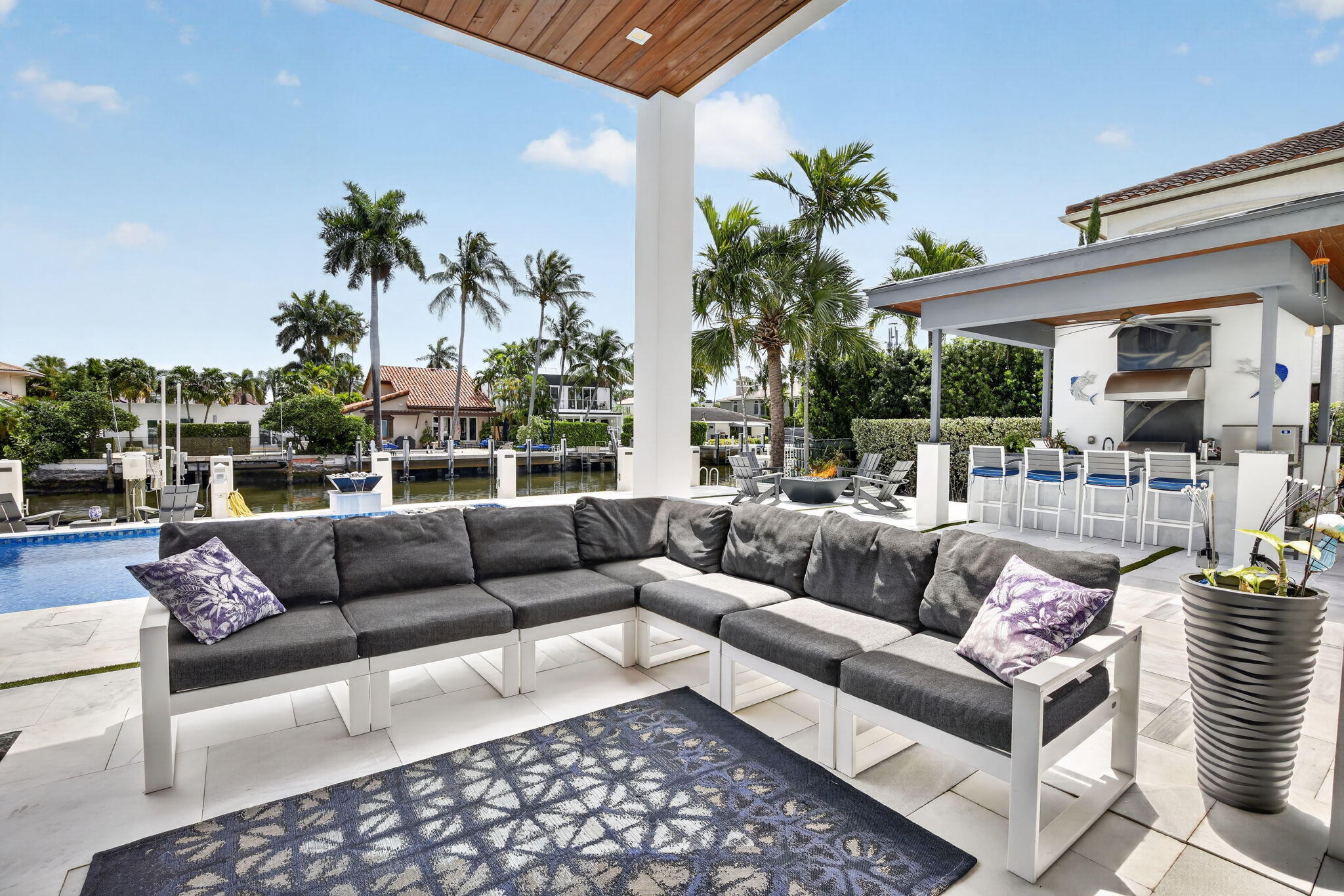 334 Isle Of Capri Fort Lauderdale, FL 33301