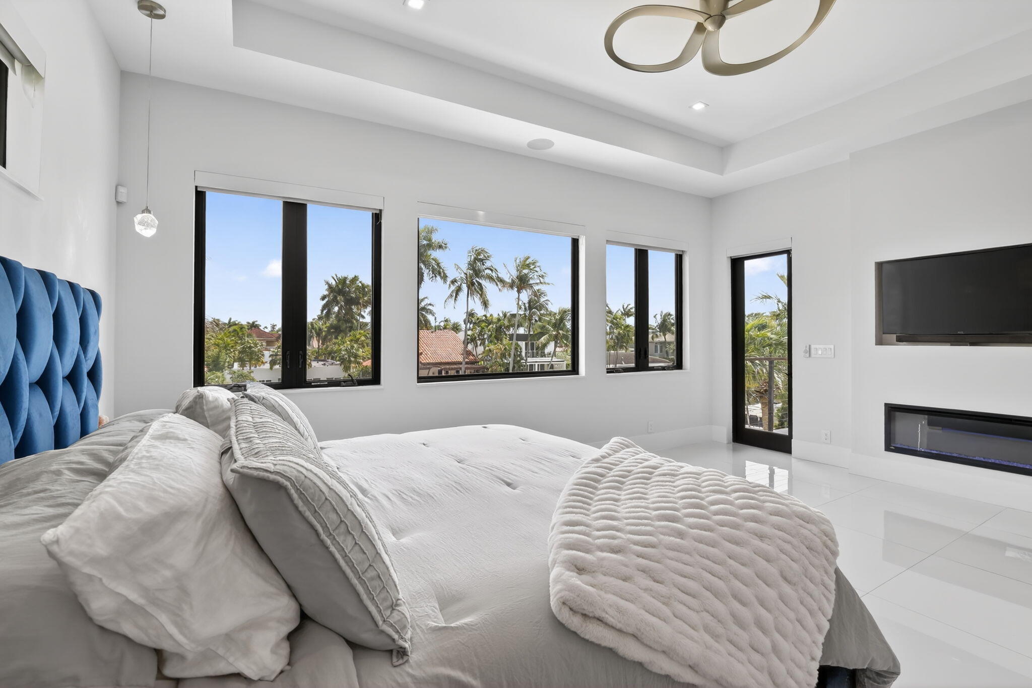 334 Isle Of Capri Fort Lauderdale, FL 33301