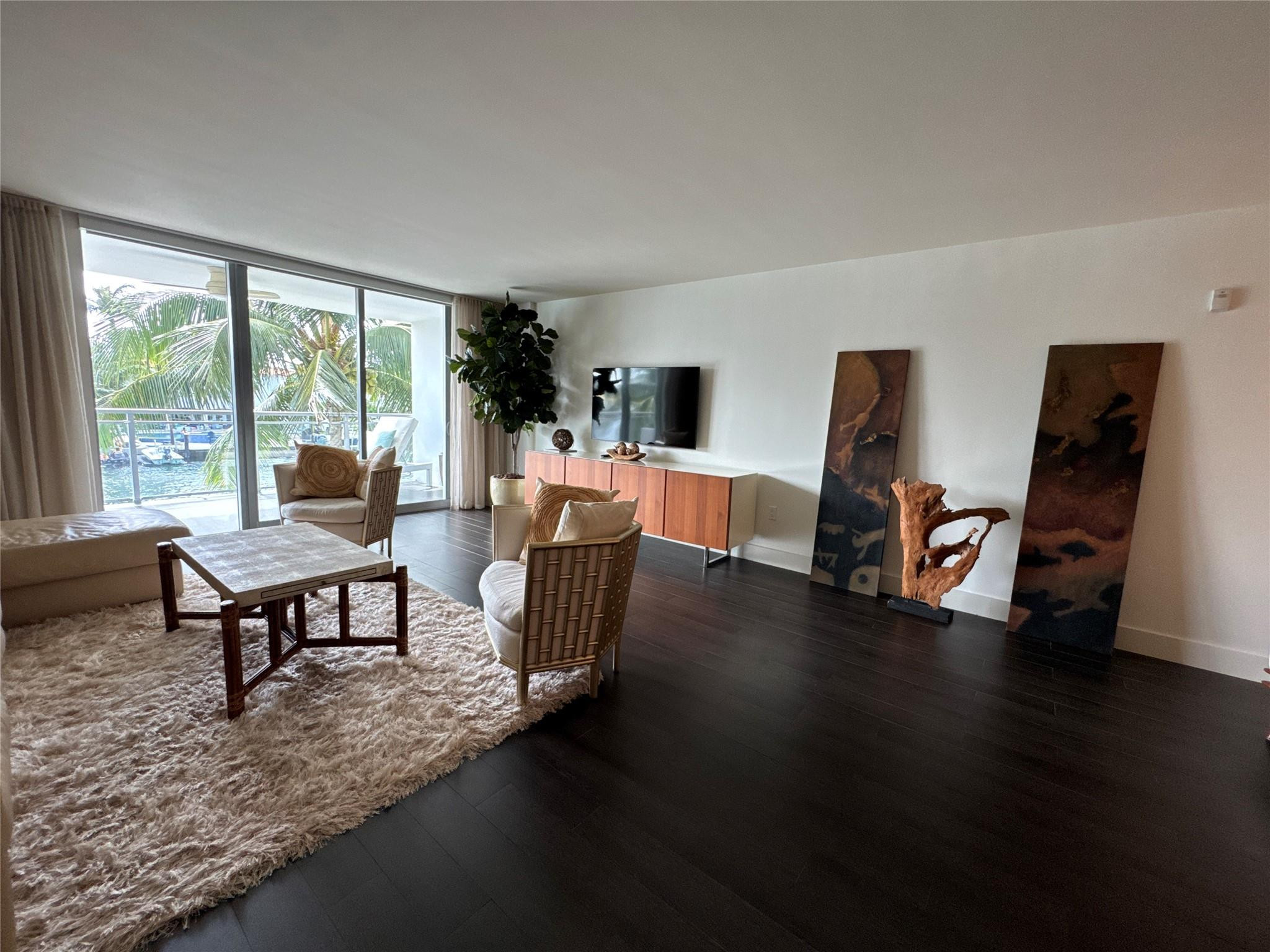 9400 W Bay Hbr #202 Bay Harbor Islands, FL 33154
